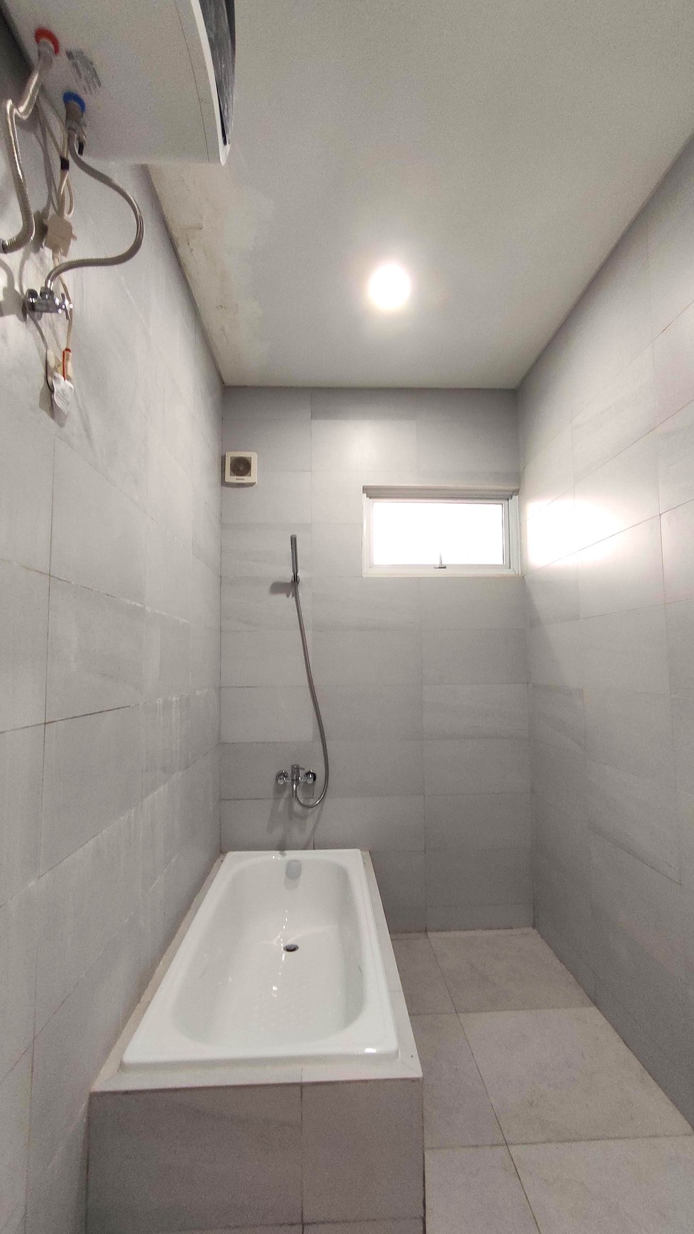 Savasa Type Suite Deltamas Cikarang - Rumah Elegan Siap Tempati, Fully Furnished