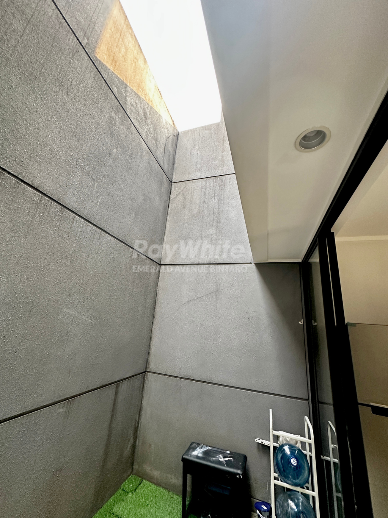 Rumah 2 Lantai 3 Kamar 2 Carport Mobil masih ada Taman Di Kebayoran Harmony Bintaro Jaya Sektor 7