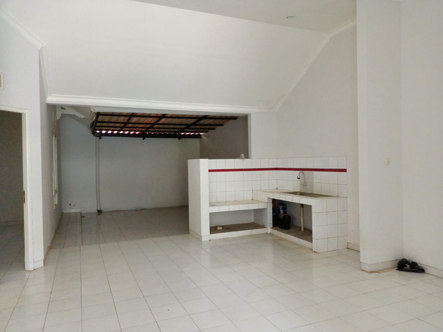 Rumah Siap Huni dengan Hunian Nyaman dan Asri di Serpong