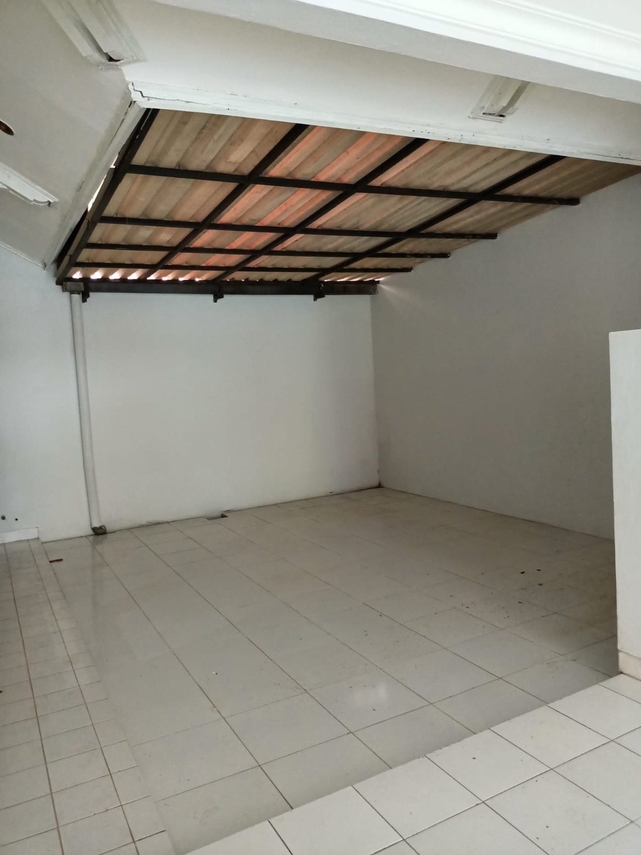 Rumah Siap Huni dengan Hunian Nyaman dan Asri di Serpong