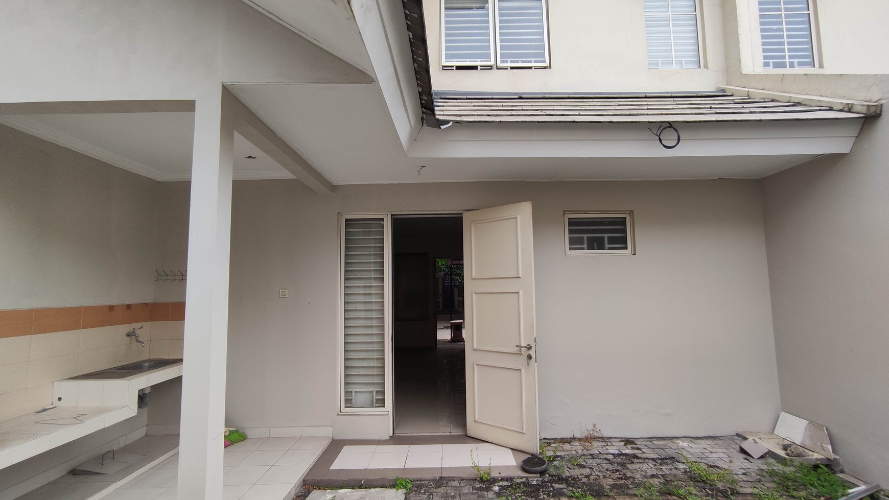 Rumah Siap Huni di Cluster Ambrosia Lippo Cikarang ! Design Elegan Dan Harga Kompetitif!