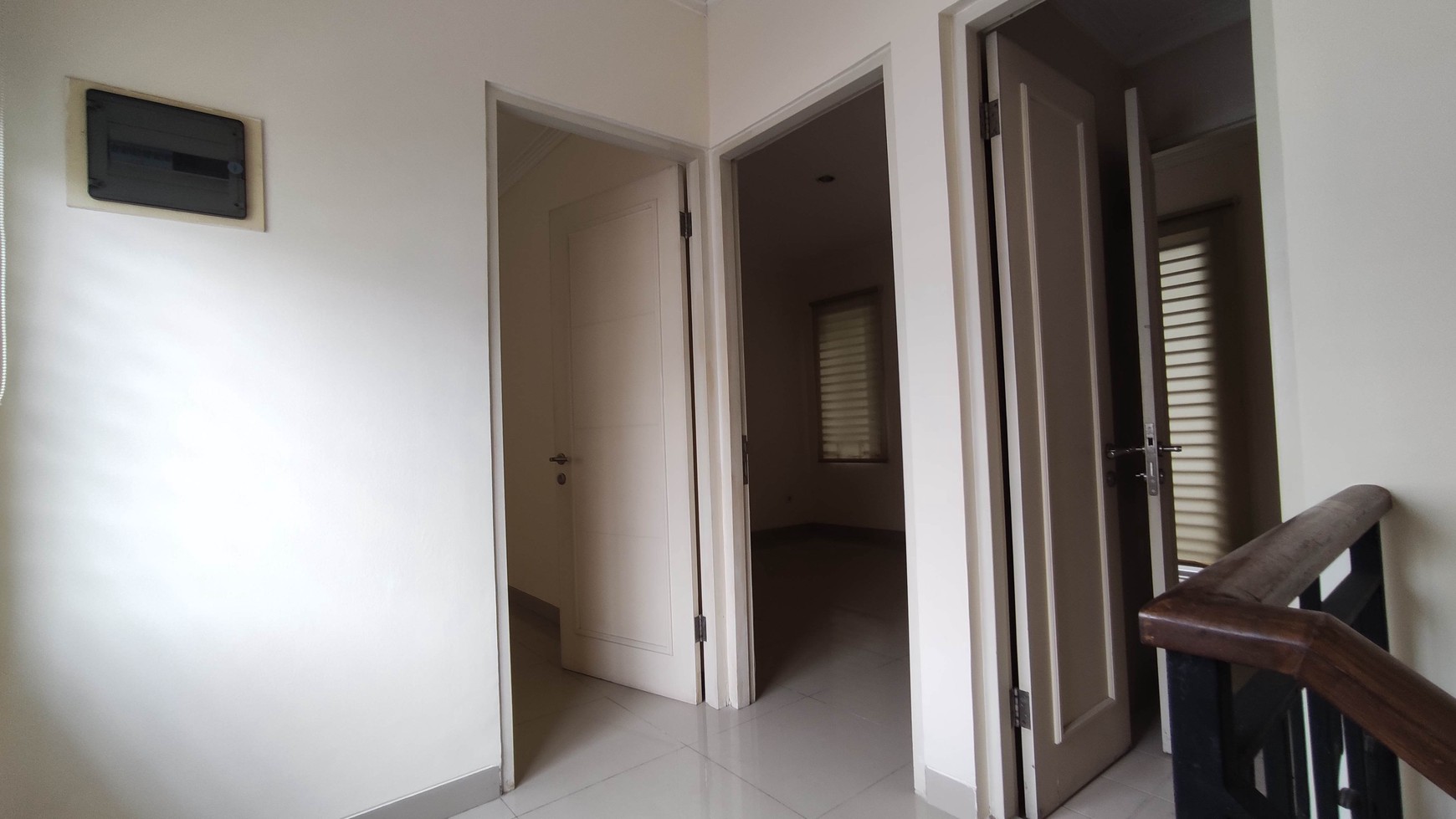 Rumah Siap Huni di Cluster Ambrosia Lippo Cikarang ! Design Elegan Dan Harga Kompetitif!
