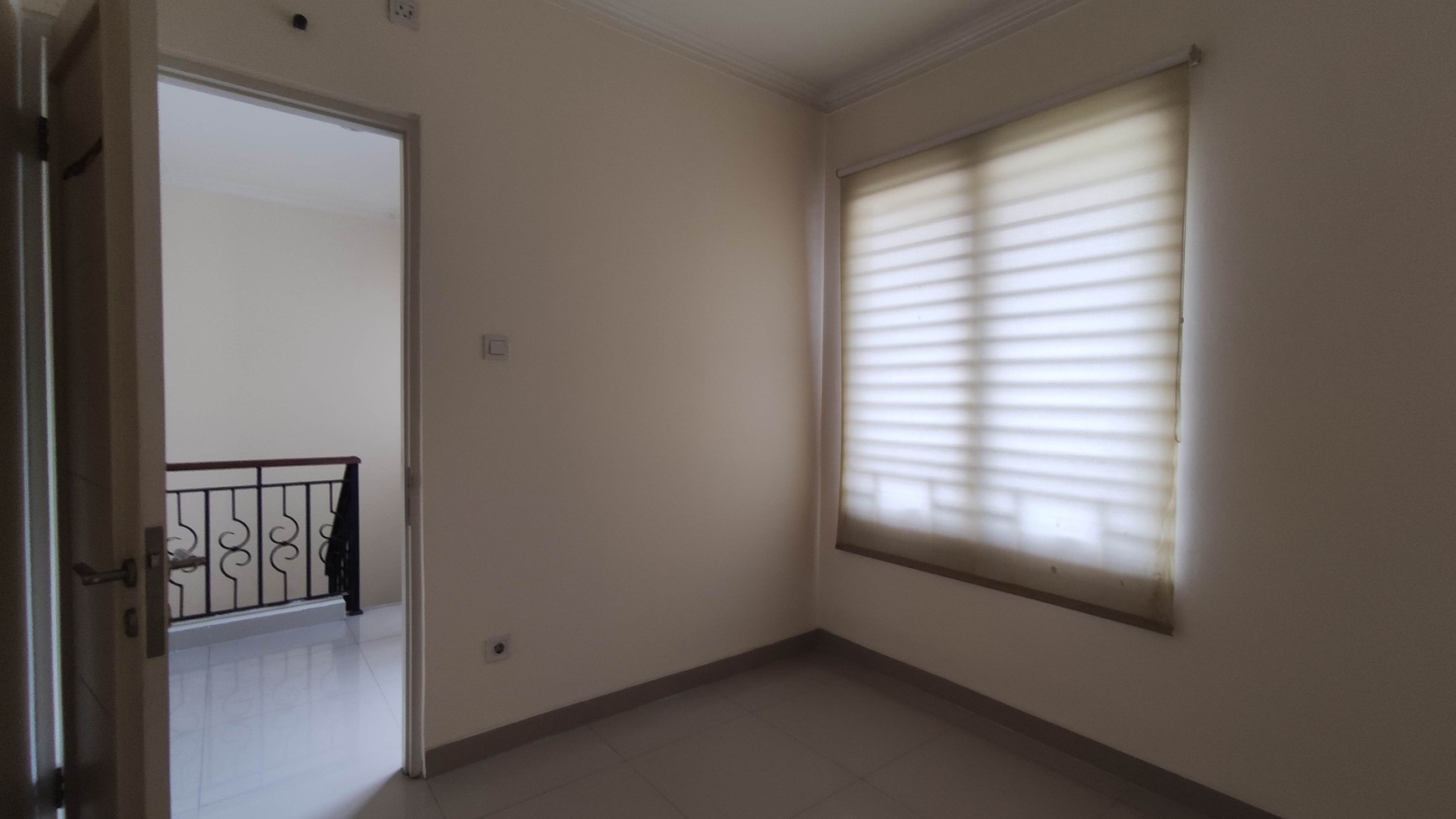 Rumah Siap Huni di Cluster Ambrosia Lippo Cikarang ! Design Elegan Dan Harga Kompetitif!