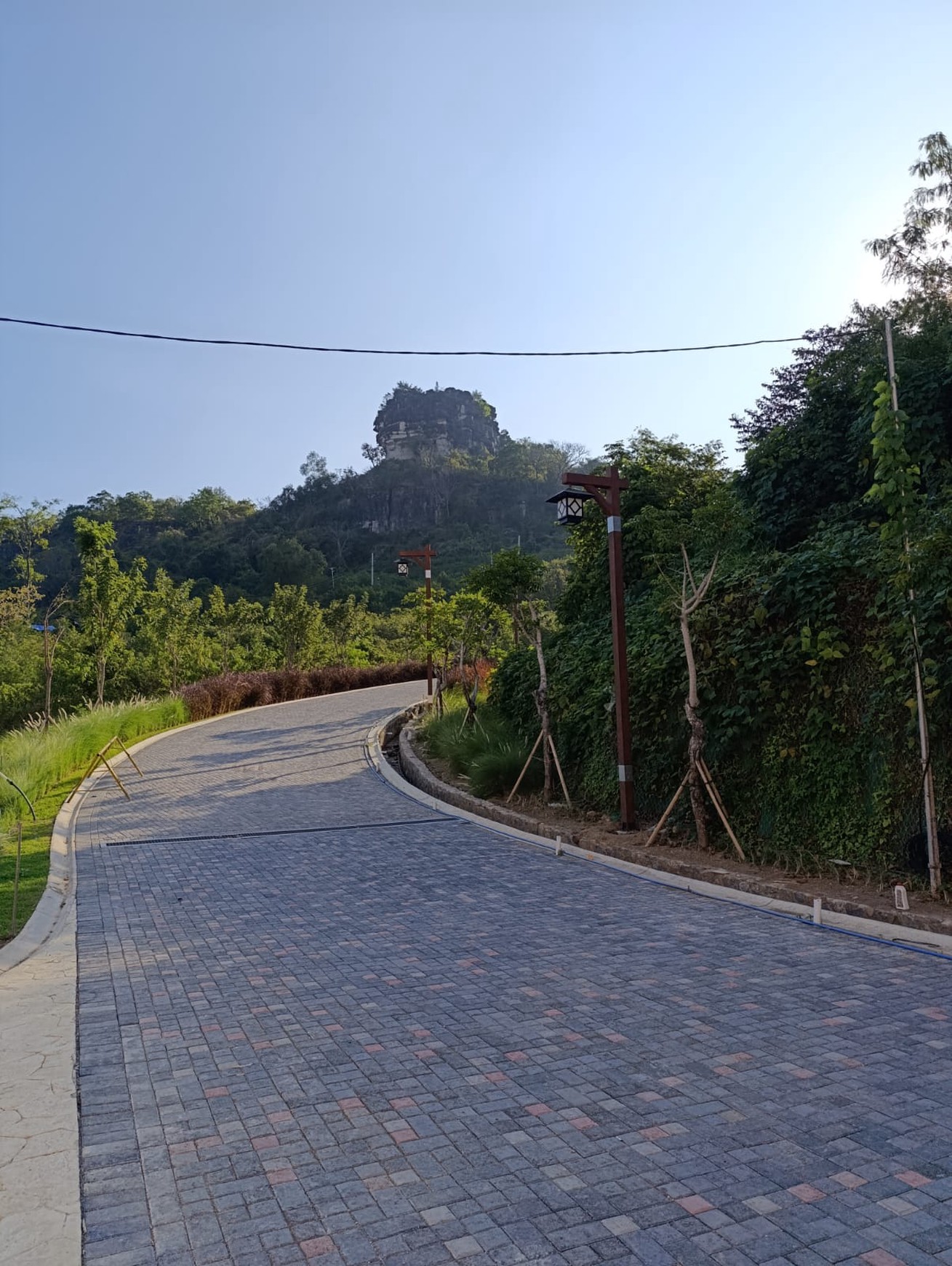 Commercial Di Labuan Bajo Mulai Harga Rp 2M