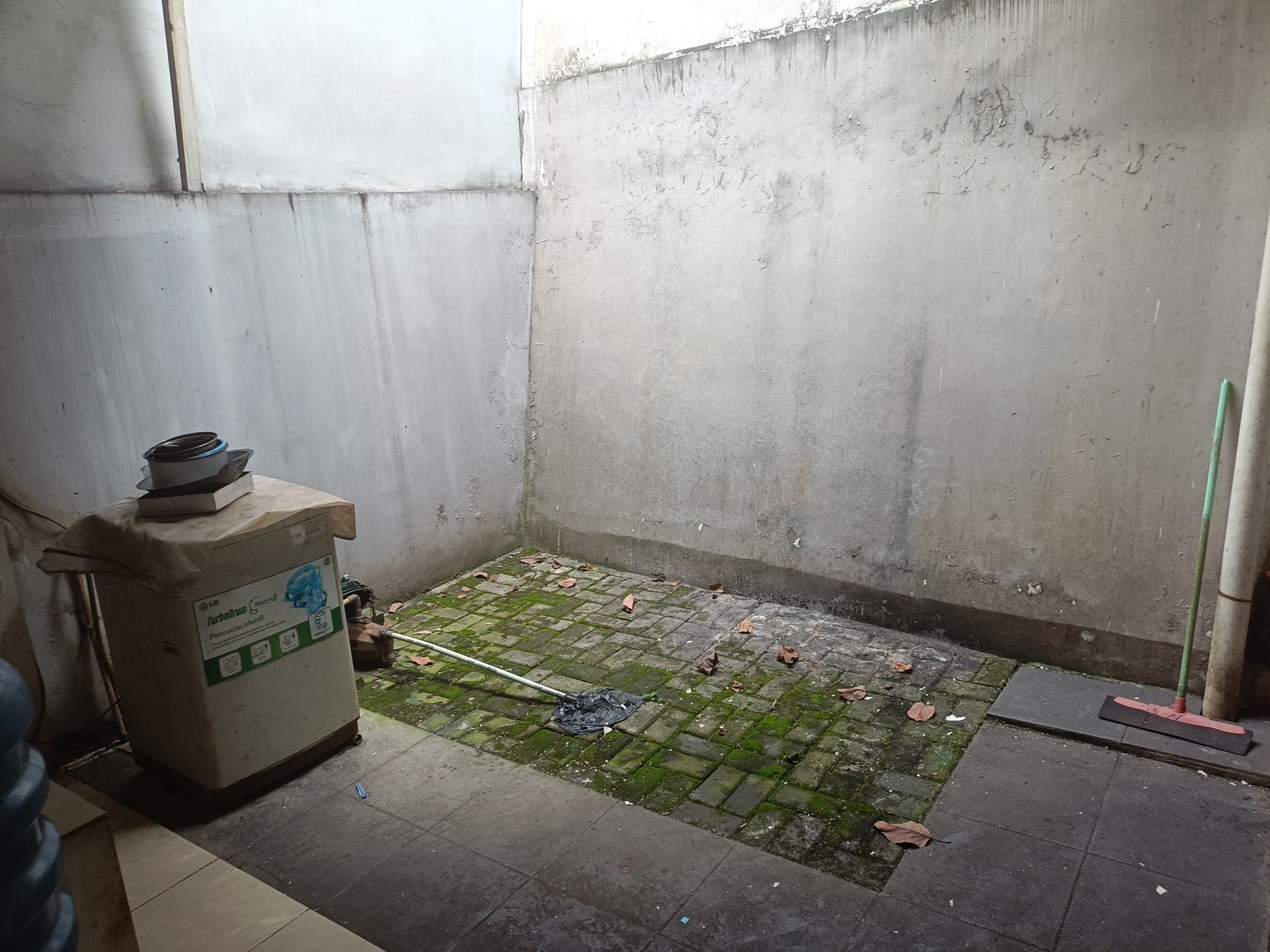 Cinere dekat graha cinere rumah 2 lantai dalam cluster