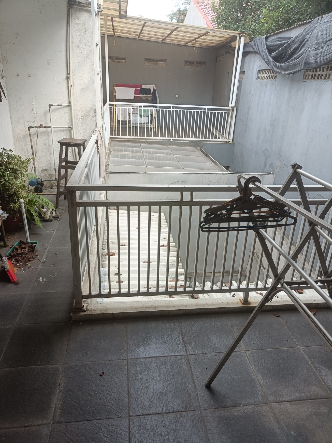 Cinere dekat graha cinere rumah 2 lantai dalam cluster