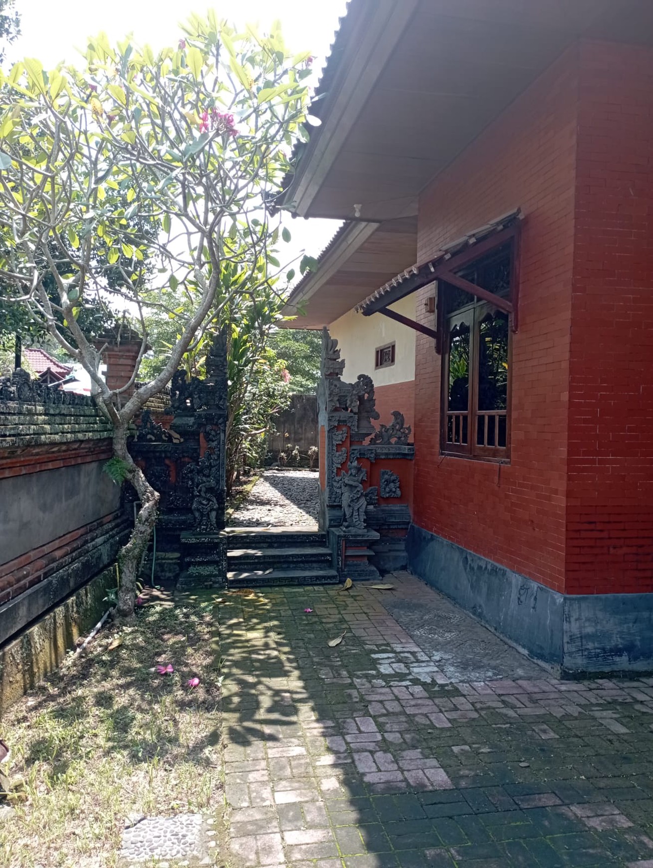 Rumah Bagus Luas KT 4+1 KM 3+1 Siap Huni SHM @Gianyar Bali