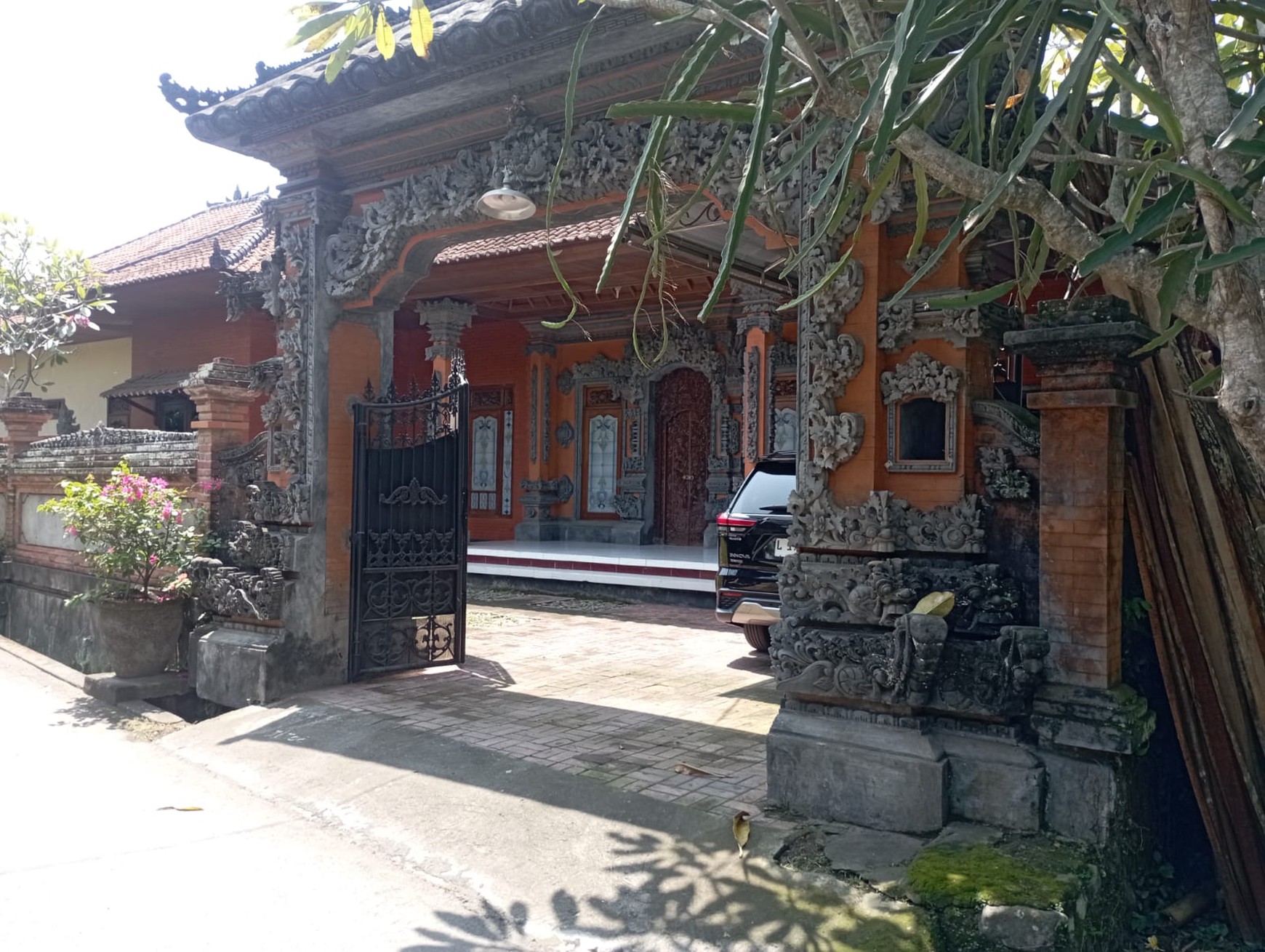 Rumah Bagus Luas KT 4+1 KM 3+1 Siap Huni SHM @Gianyar Bali