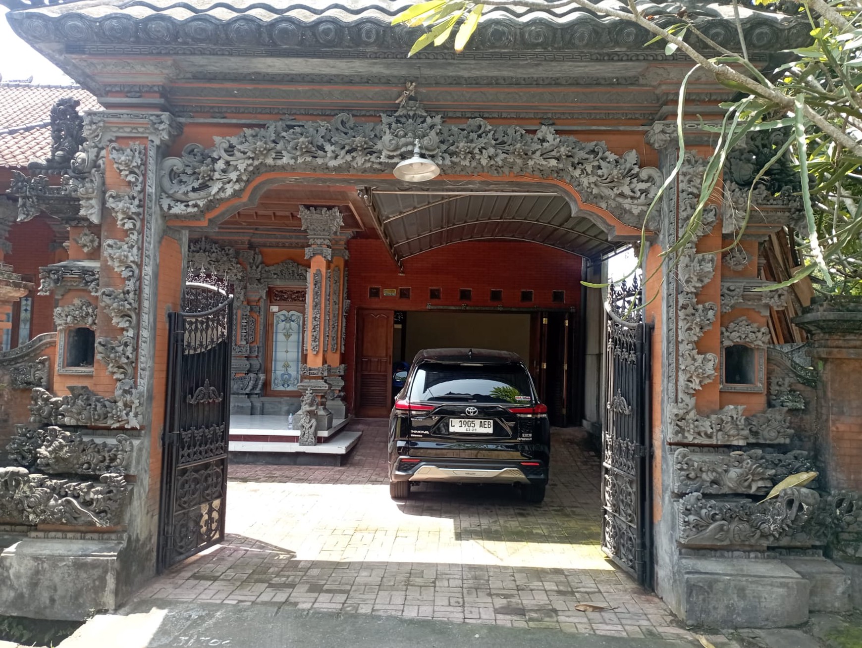 Rumah Bagus Luas KT 4+1 KM 3+1 Siap Huni SHM @Gianyar Bali