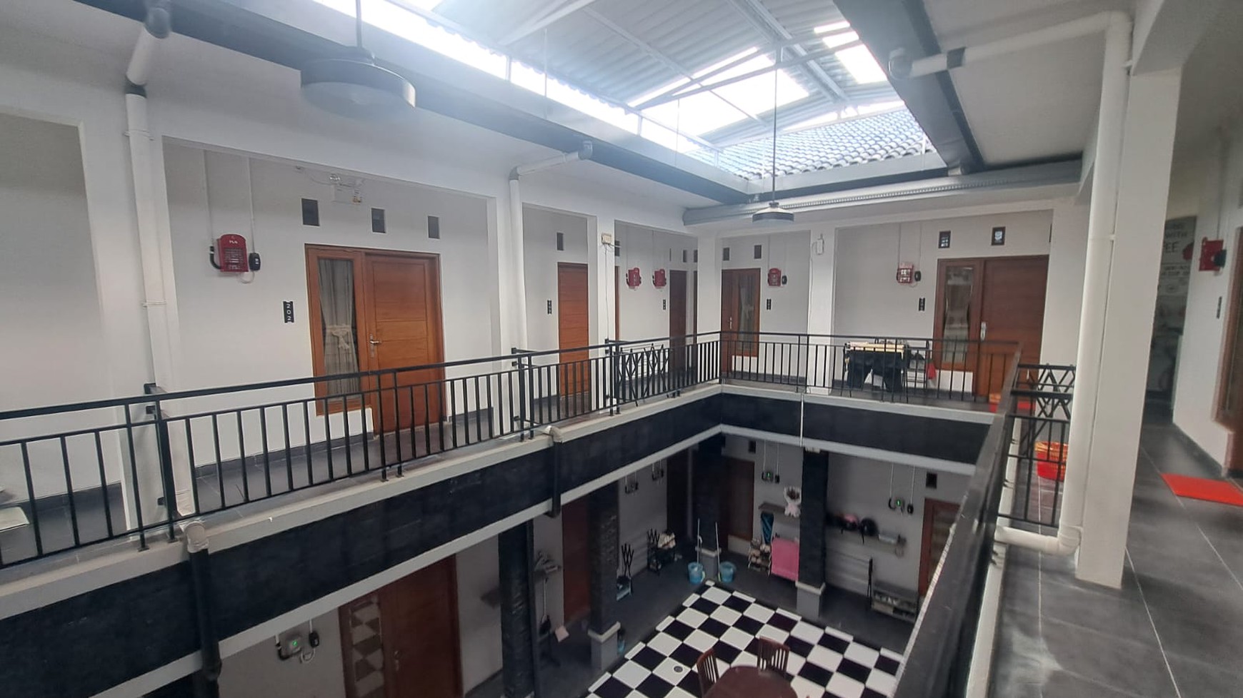 Saatnya Investasi Rumah Kost Furnish 18 Kamar Lokasi Dekat Kampus UPN