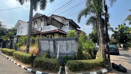 Rumah Hitung Tanah Luas 220 m2 Bagunan 250 m2 Posisi HOOK Lokasi Strategis @Bintaro Sektor 9, Tangerang Selatan