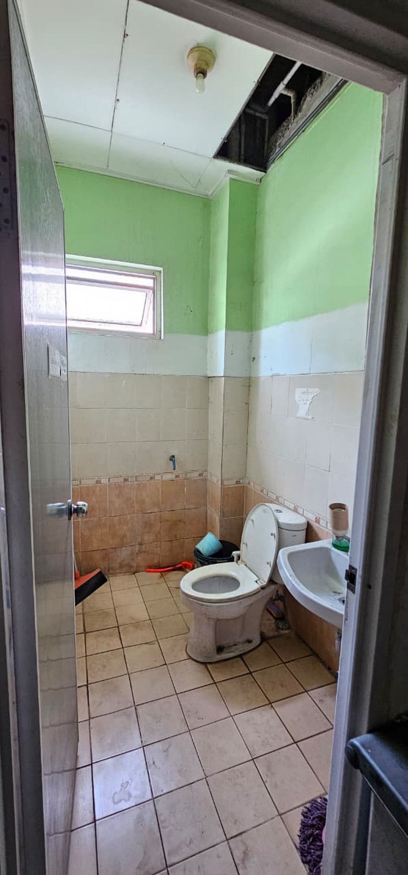 Ruko Frankfurt 2 Lantai area paling ramai penghubung Gading Serpong - Karawaci