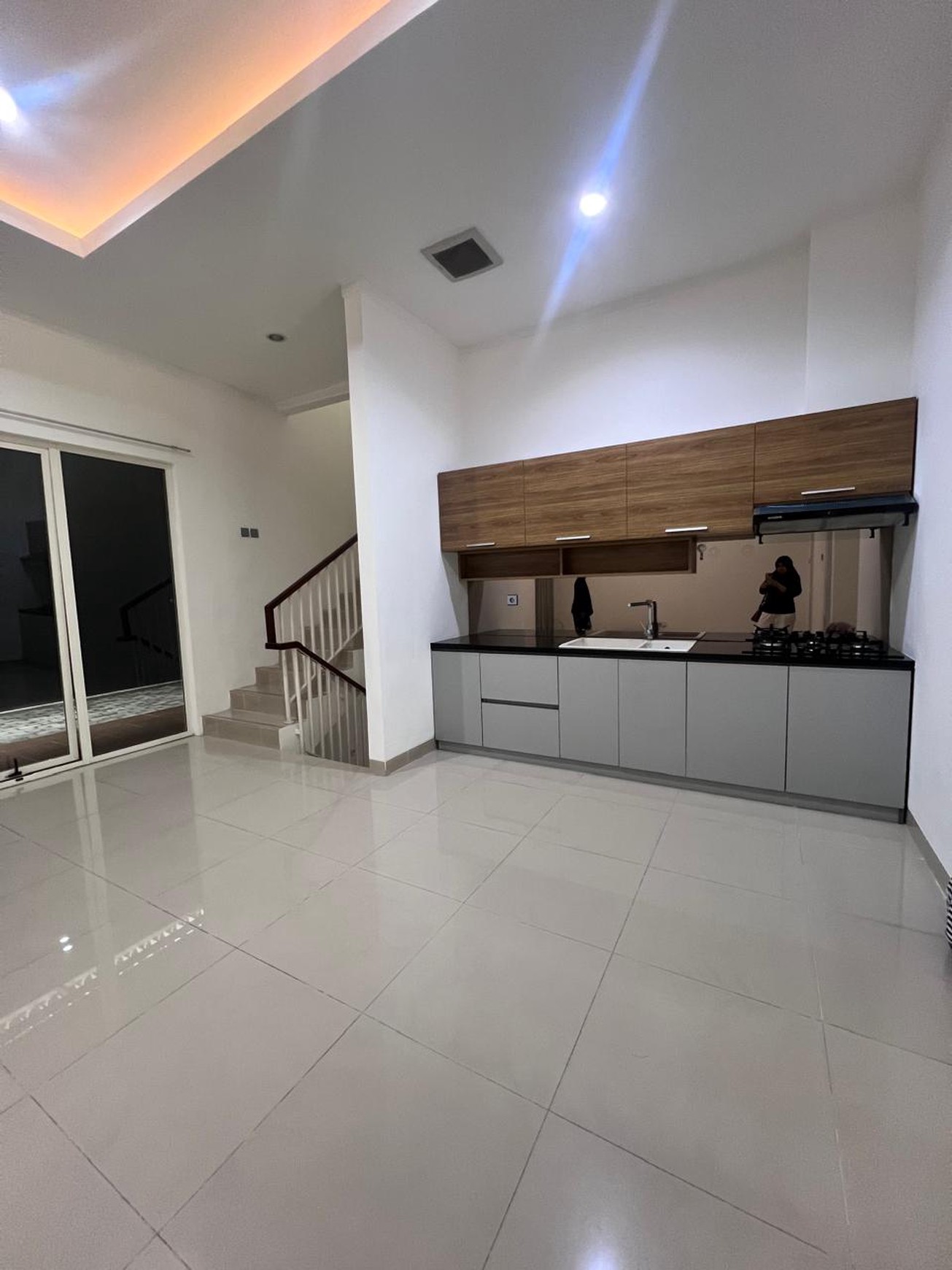Rumah di Bintaro Sektor 7 Siap Huni KT 4+1 KM 3+1 dengan Hunian Nyaman dan Asri