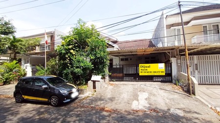 Rumah di Kertajaya Indah Tengah Surabaya Timur, Luas tanah 18 x 40 m2, Bisa untuk rumah tinggal / kantor, Row Jalan Lebar