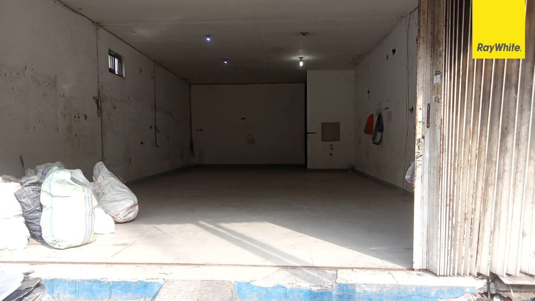 Dijual Ruko Pusat Kota di Jl Pasar Kembang Surabaya