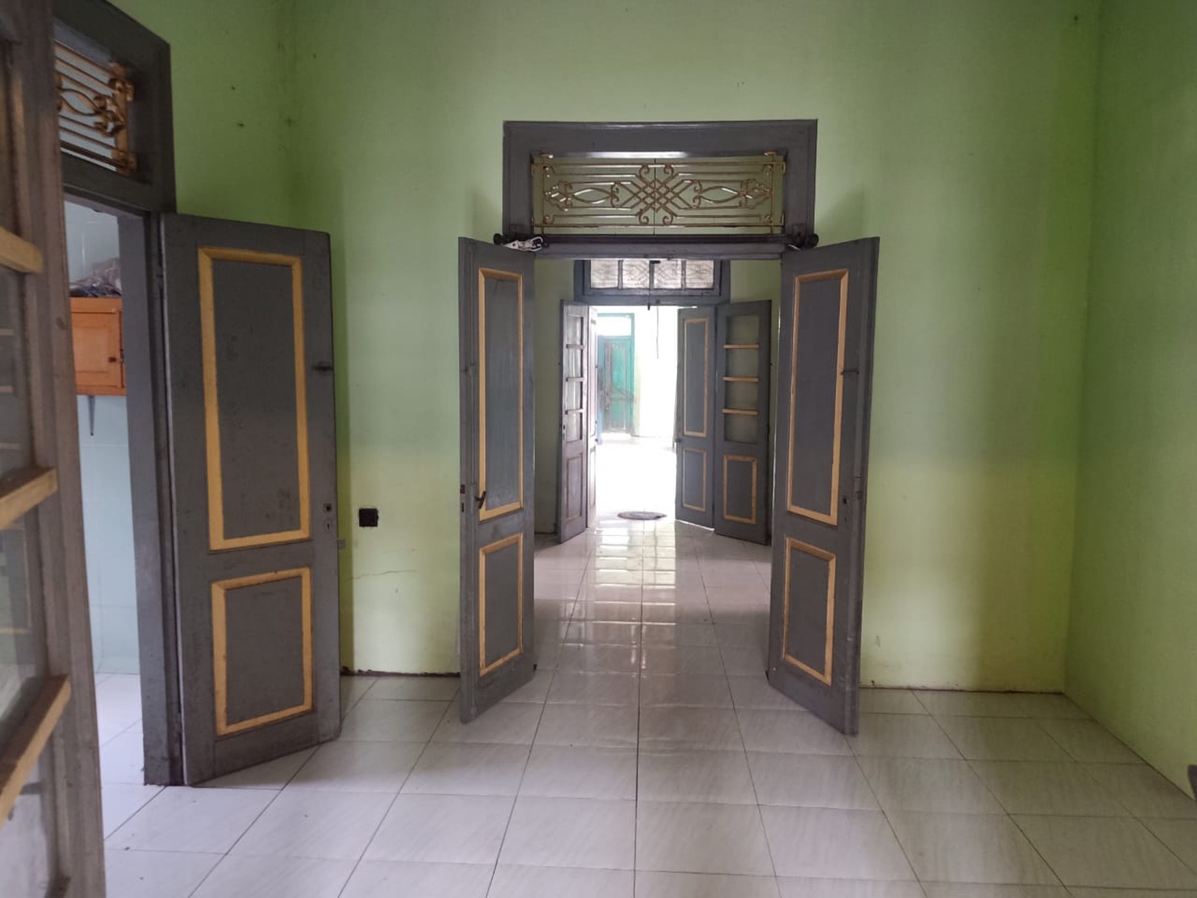 DISEWAKAN Rumah Usaha pinggir Jl. Godean, Sleman