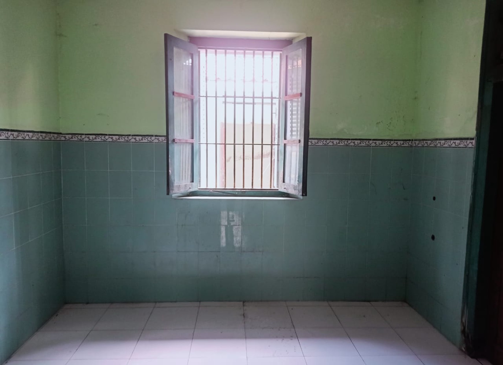 DISEWAKAN Rumah Usaha pinggir Jl. Godean, Sleman