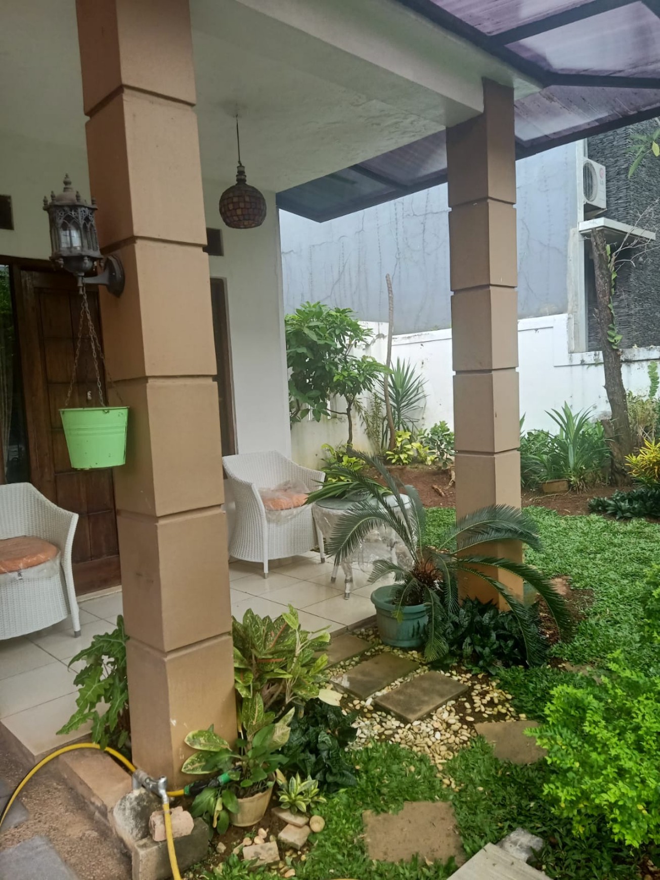 Dijual Rumah one gate security di Graha Raya Bintaro