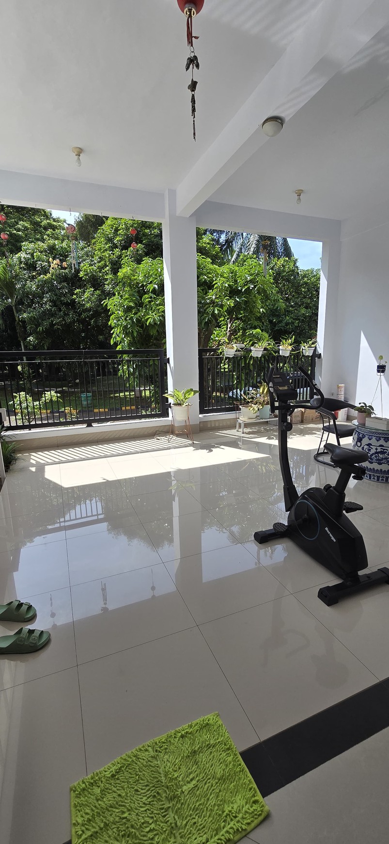 Spesial Rumah depan LITTLE FOREST jogging track di Puspita Loka BSD City