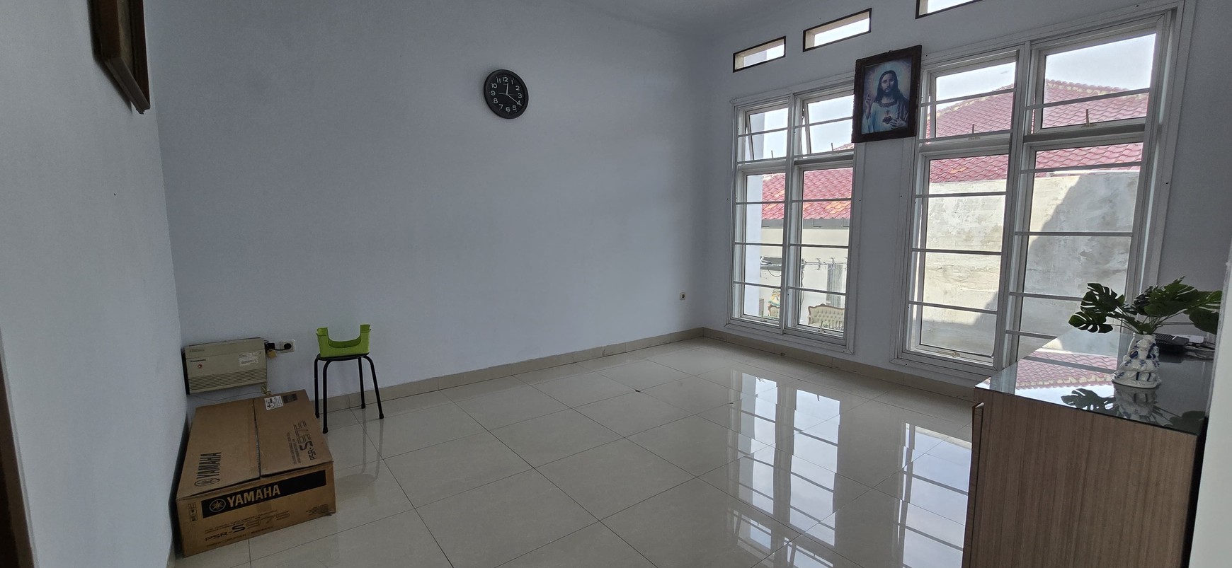 Spesial Rumah depan LITTLE FOREST jogging track di Puspita Loka BSD City