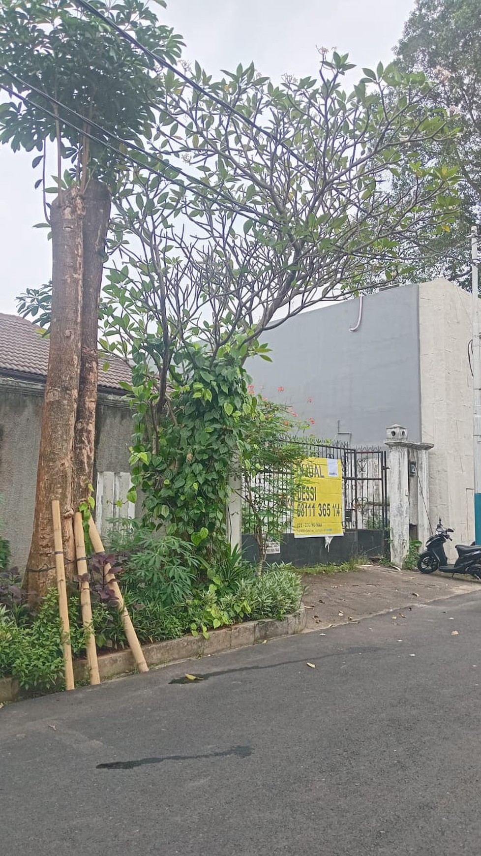 Dijual Rumah Lokasi Strategis Di Jakarta Selatan