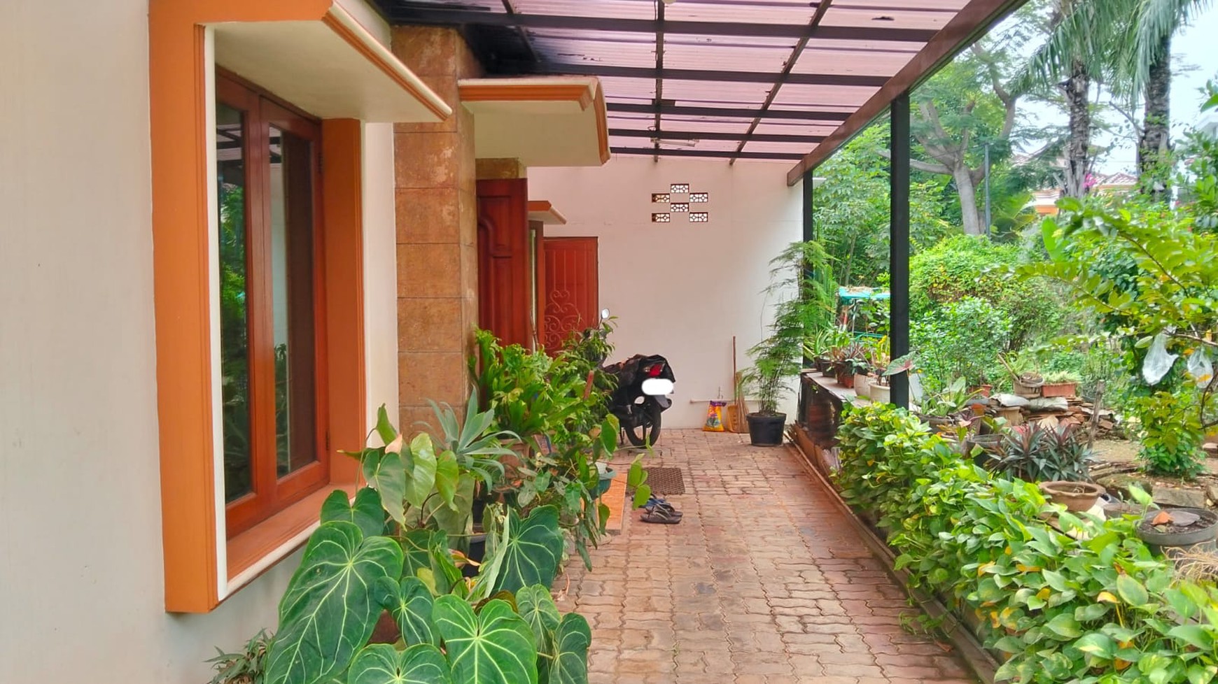 Di jual cepat rumah 2 lantai di Jatinegara Baru Jakarta Timur