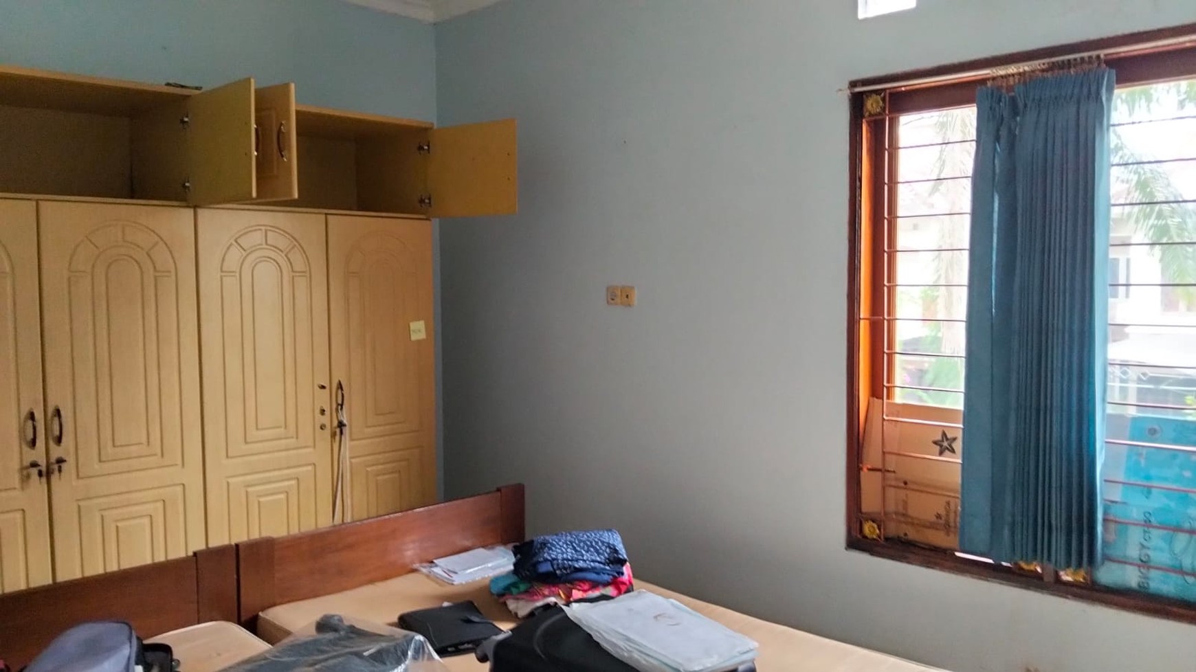 Di jual cepat rumah 2 lantai di Jatinegara Baru Jakarta Timur