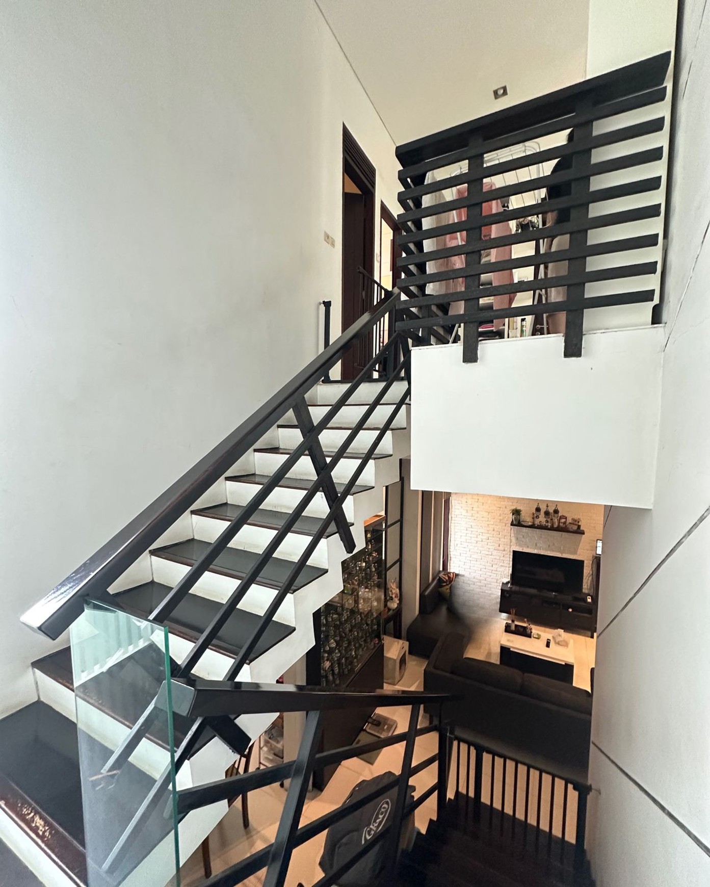  Rumah Modern Minimalis  dalam Cluster di Bintaro Jaya Sektor 9