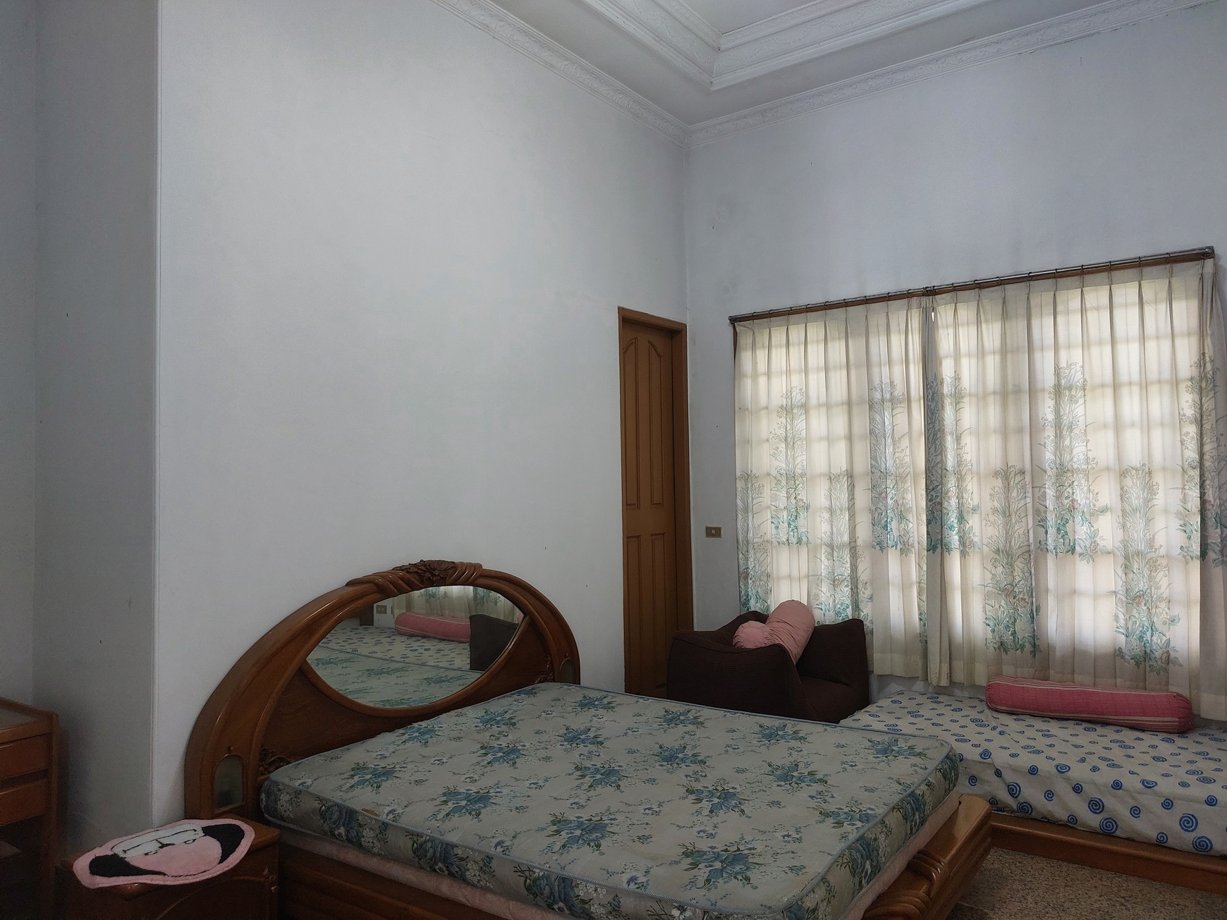 Villa Cantik di Jalan Raya Cipanas - Puncak