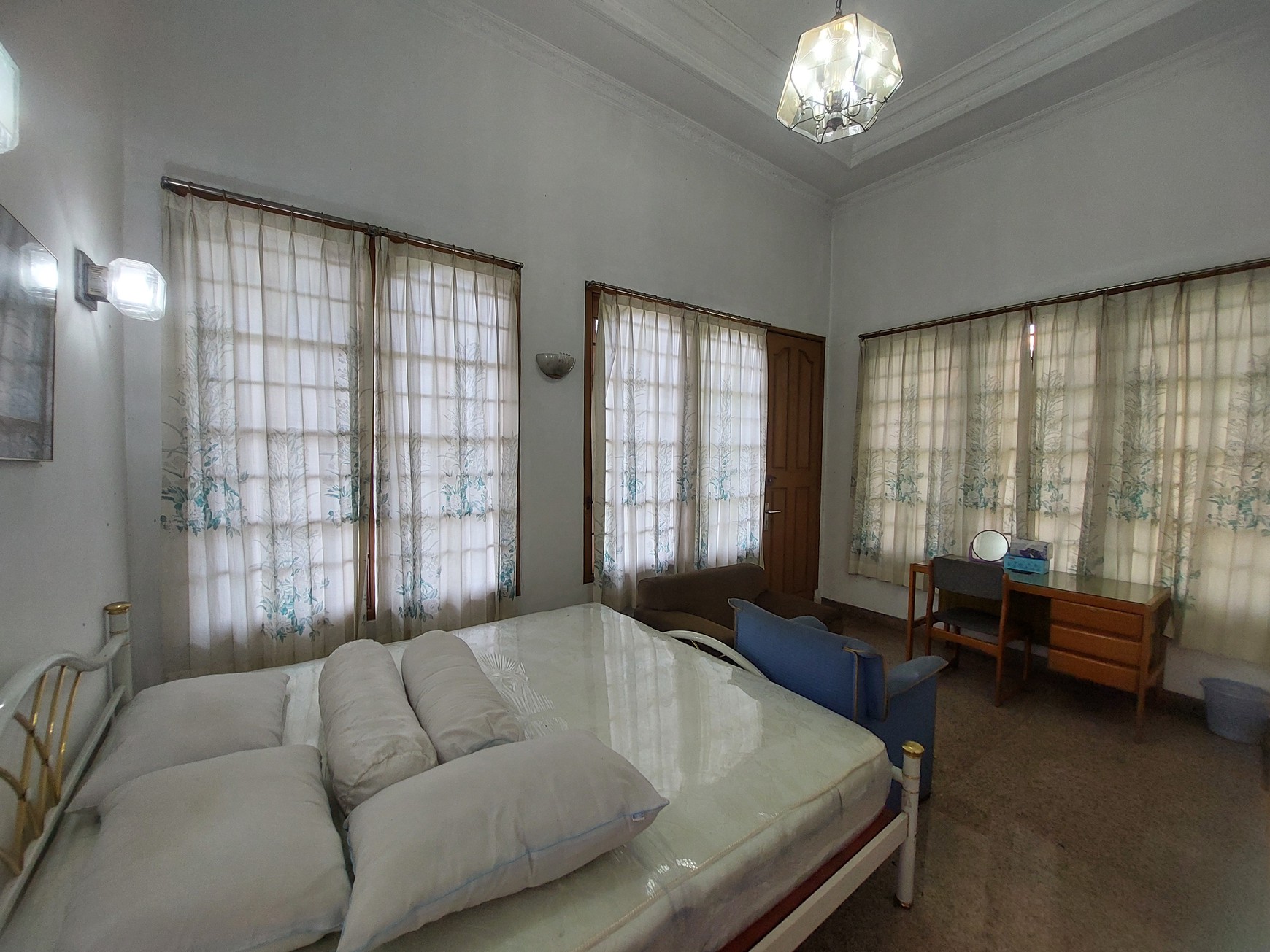 Villa Cantik di Jalan Raya Cipanas - Puncak