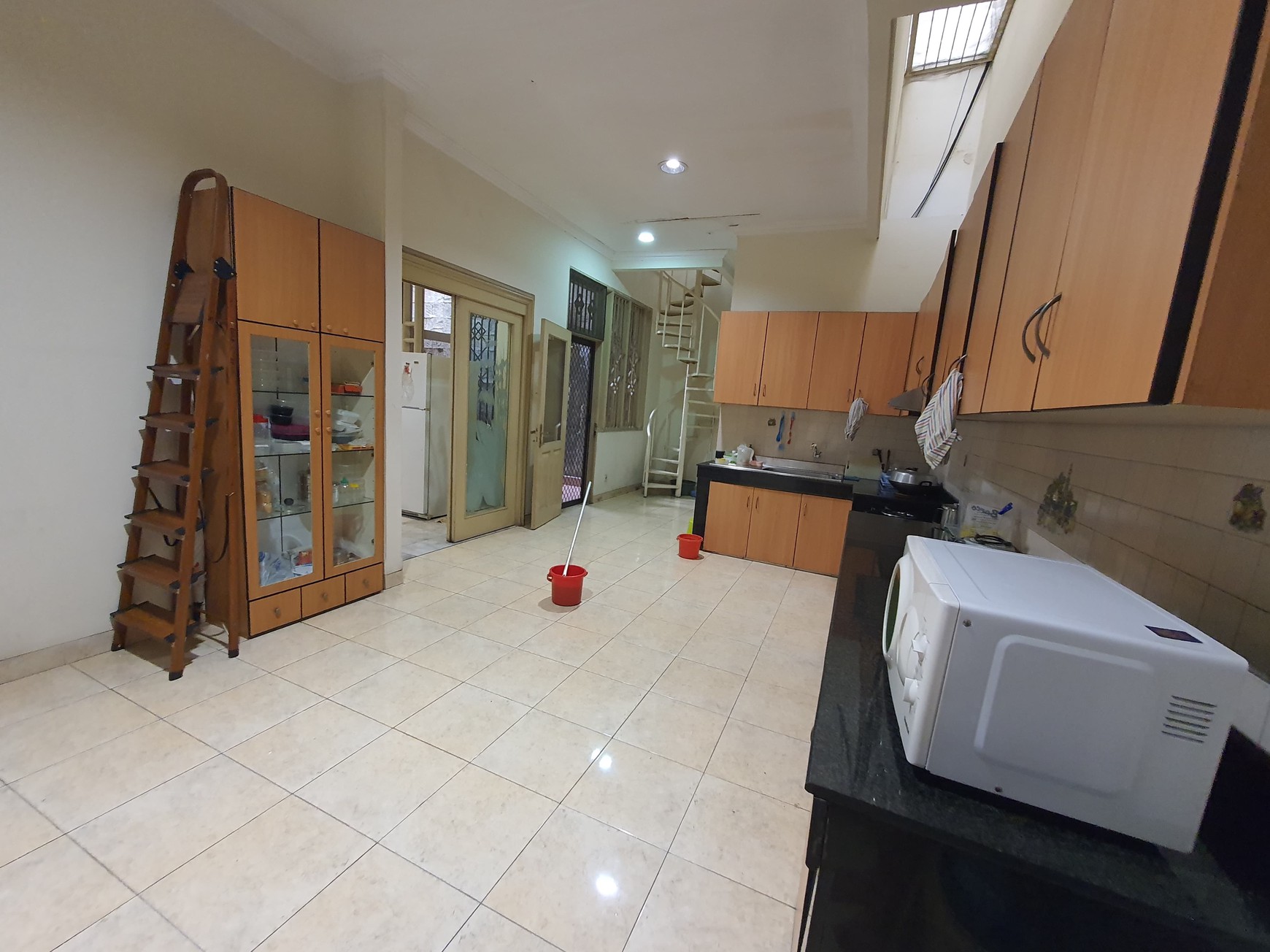 Di jual cepat rumah di Pluit Putri lokasi bagus di Jakarta Utara
