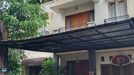 Dijual cepat dibawah harga njop Kebayoran townhouse Kebayoran Lama - Jakarta Selatan