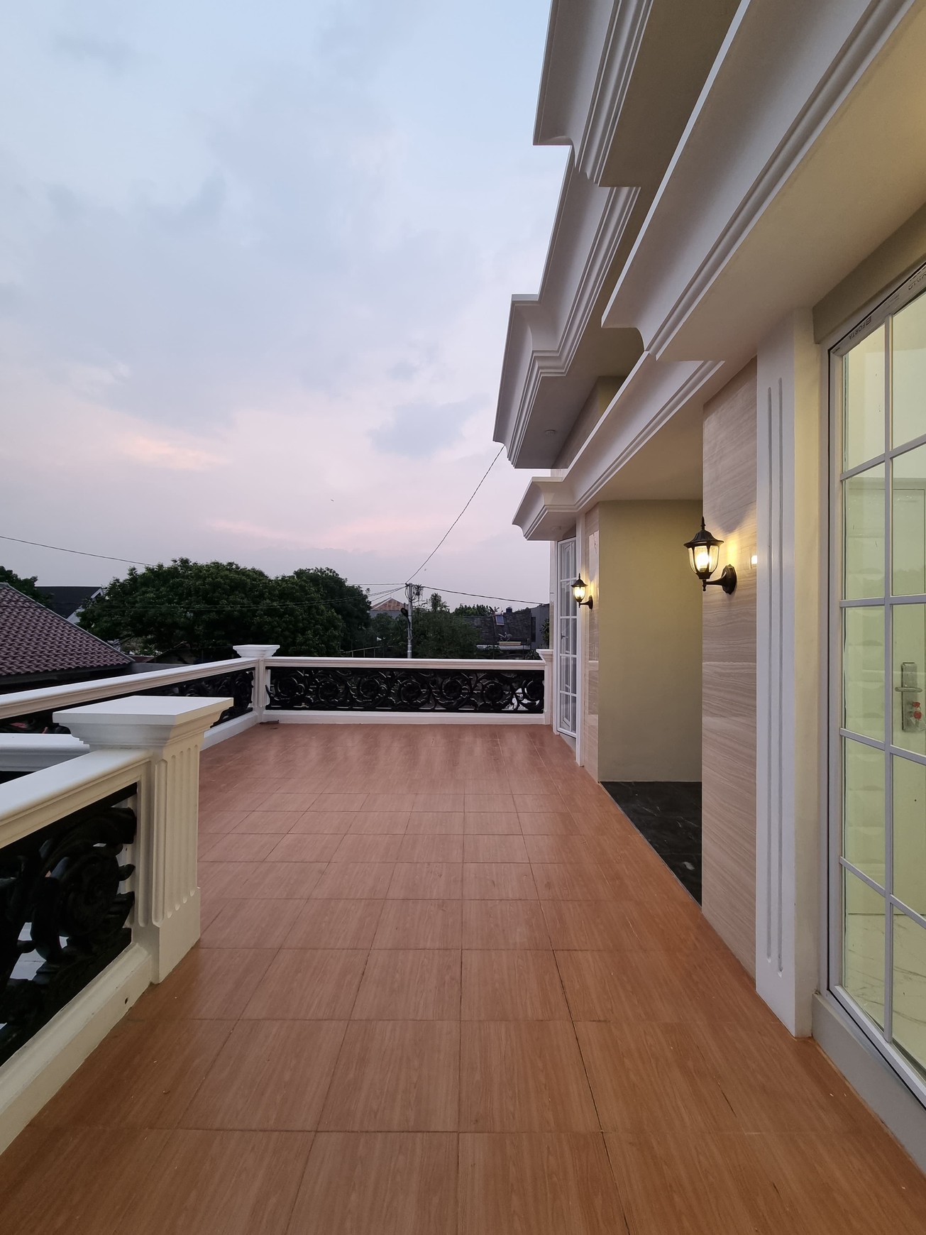 Rumah 2 Lantai Siap Huni di Pancoran Mas Depok