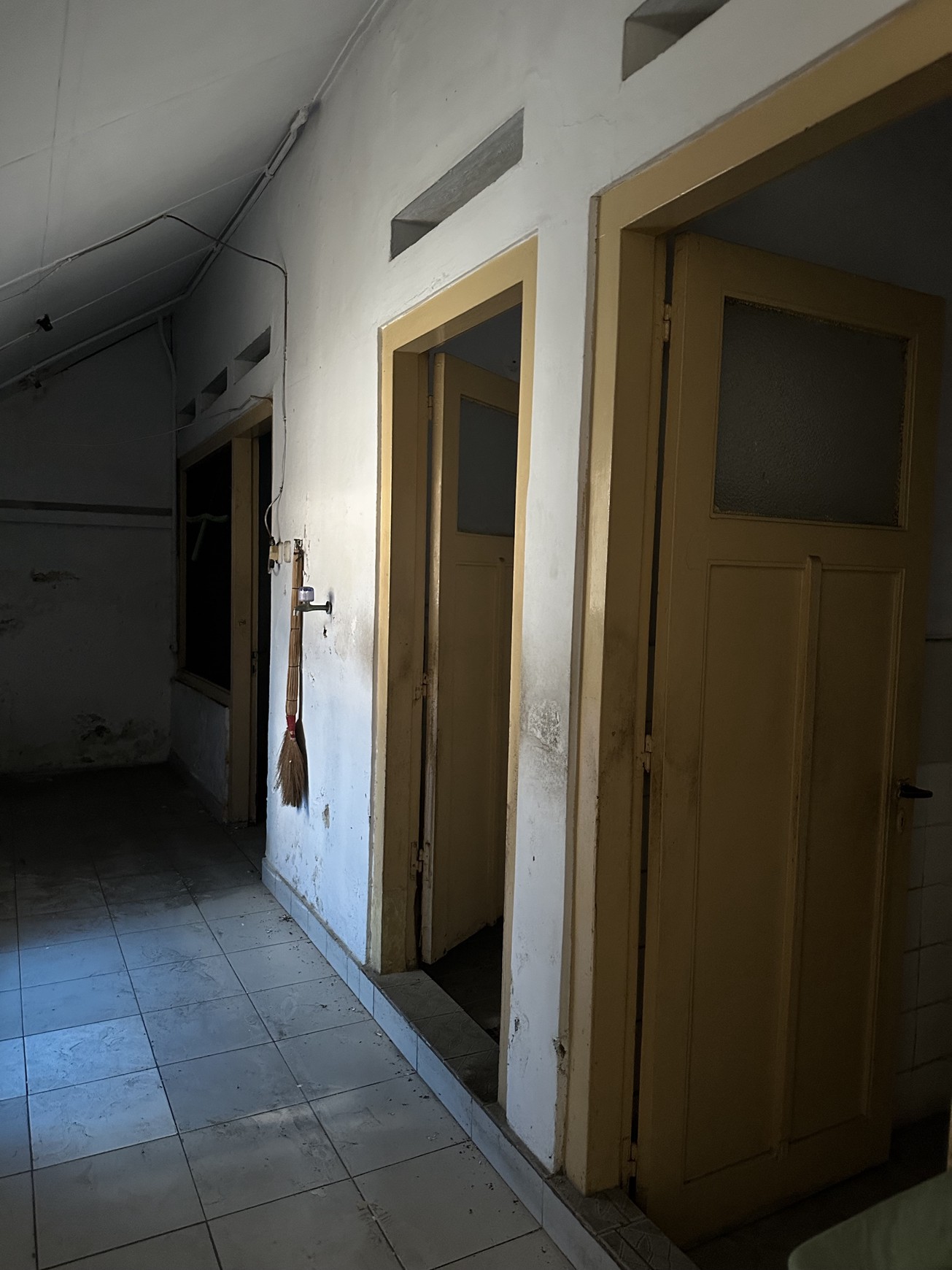 Dijual Rumah Hitung Tanah  Jl. Pembangunan, Jakpus