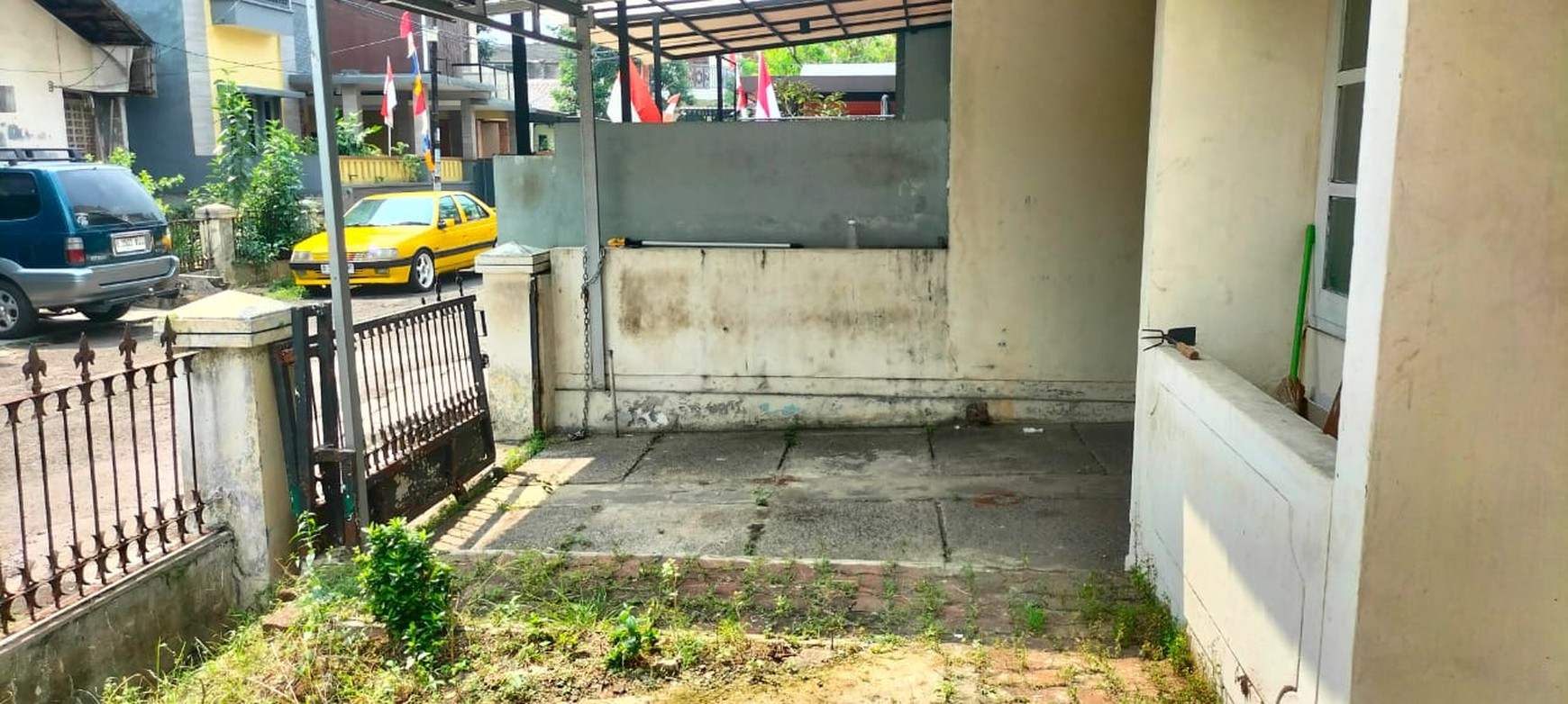Rumah di Bintaro Sektor 2 dalam Lingkungan Asri dan Nyaman
