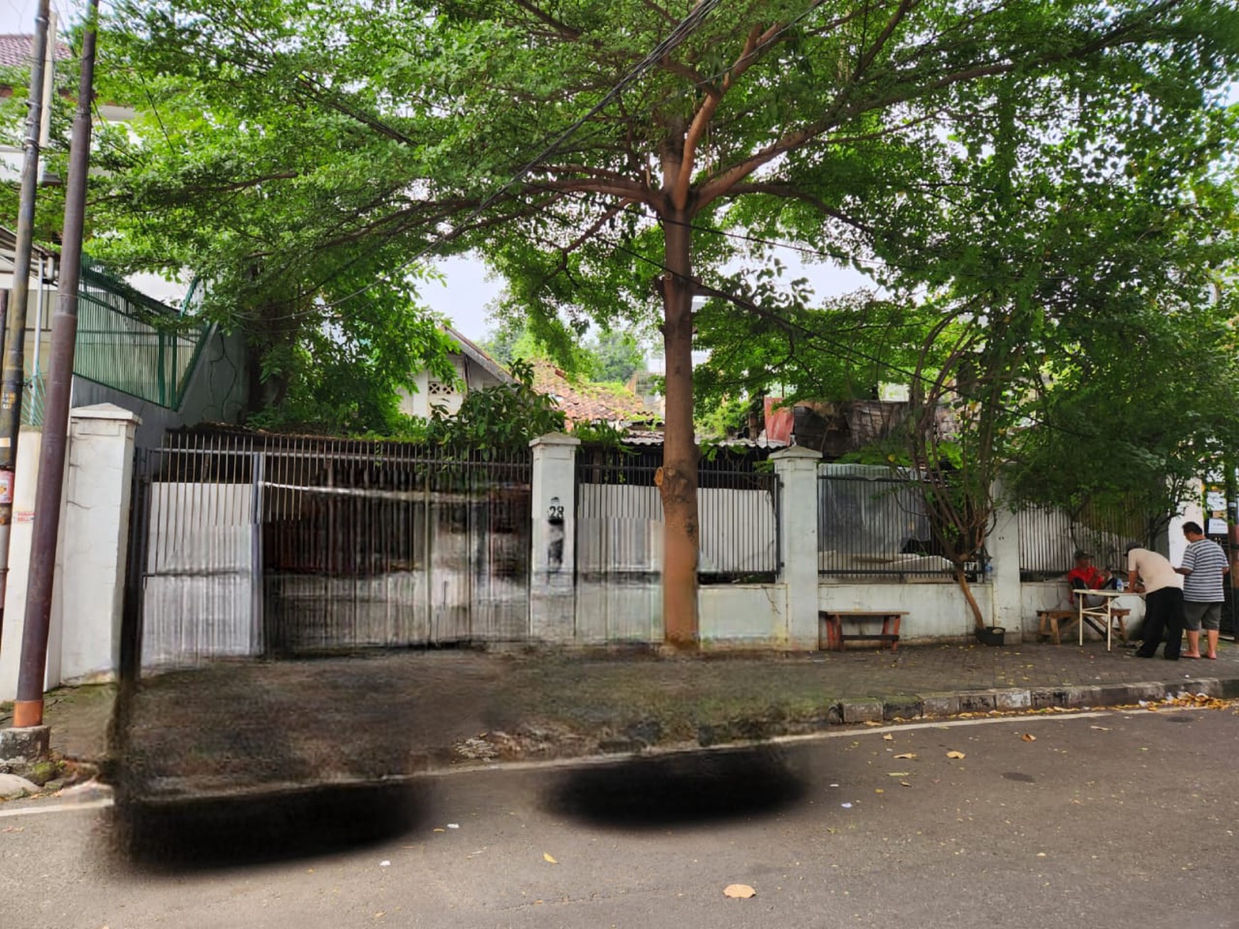 Dijual Rumah Tua Hitung Tanah di daerah Prime, Menteng, Jakarta Pusat