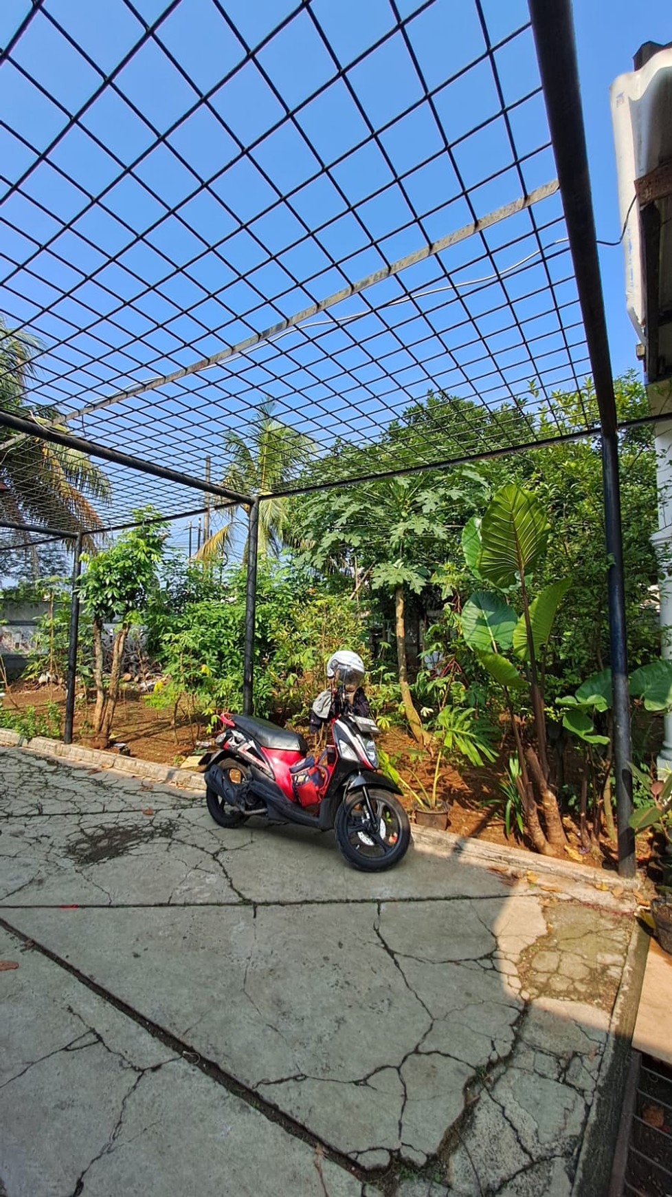 Rumah Hitung Tanah Luas 650 m2 ada kontrakan 6 Pintu dengan Lokasi Strategis @Pamulang