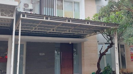 Disewakan Rumah Citraland Surabaya - 4KT, 2KM, Harga Nego