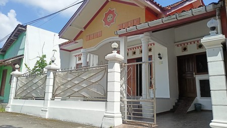 Rumah Lokasi Strategis Lokasi Dekat Jalan Ringroad Utara Maguwoharjo Depok Sleman