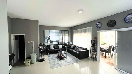 Rumah 2 Lantai di Royal Angkasa Cluster