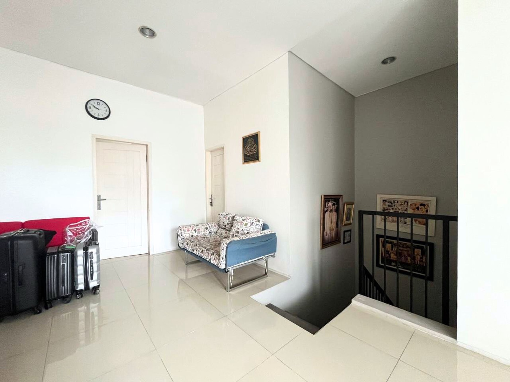 Rumah 2 Lantai di Royal Angkasa Cluster