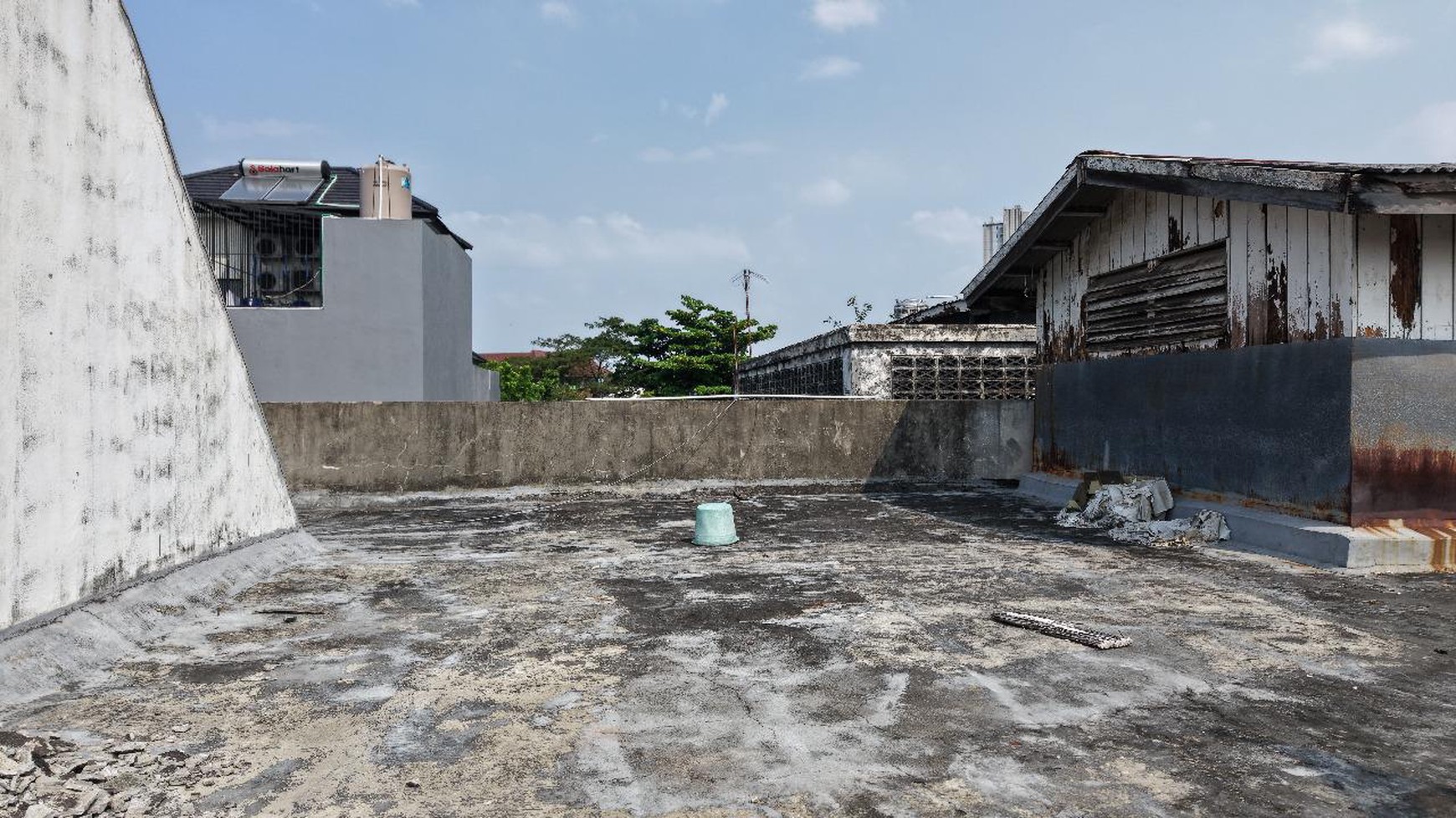 JUAL CEPAT! Rumah Tua di Cempaka Putih Barat - LOKASI EMAS JAKARTA PUSAT