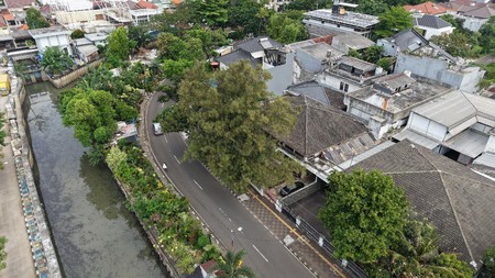 JUAL CEPAT! Rumah Tua di Cempaka Putih Barat - LOKASI EMAS JAKARTA PUSAT