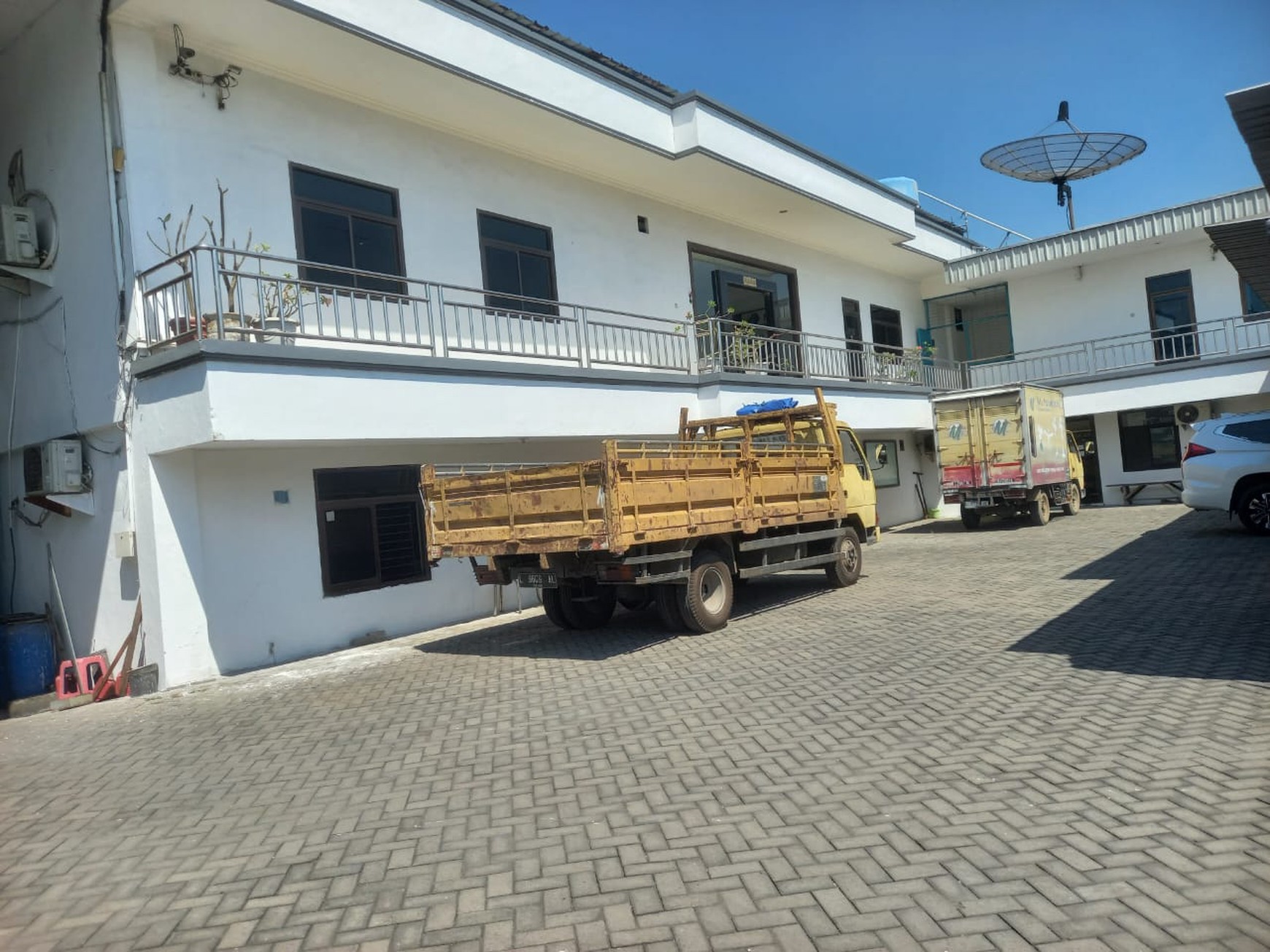 DISEWAKAN GUDANG SIAP PAKAI Margomulyo Indah