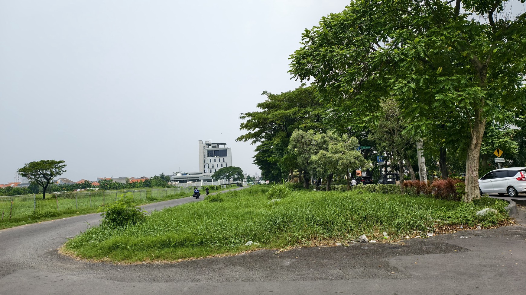 Tanah Komersial MERR Surabaya - Investasi Menguntungkan Lokasi Prime