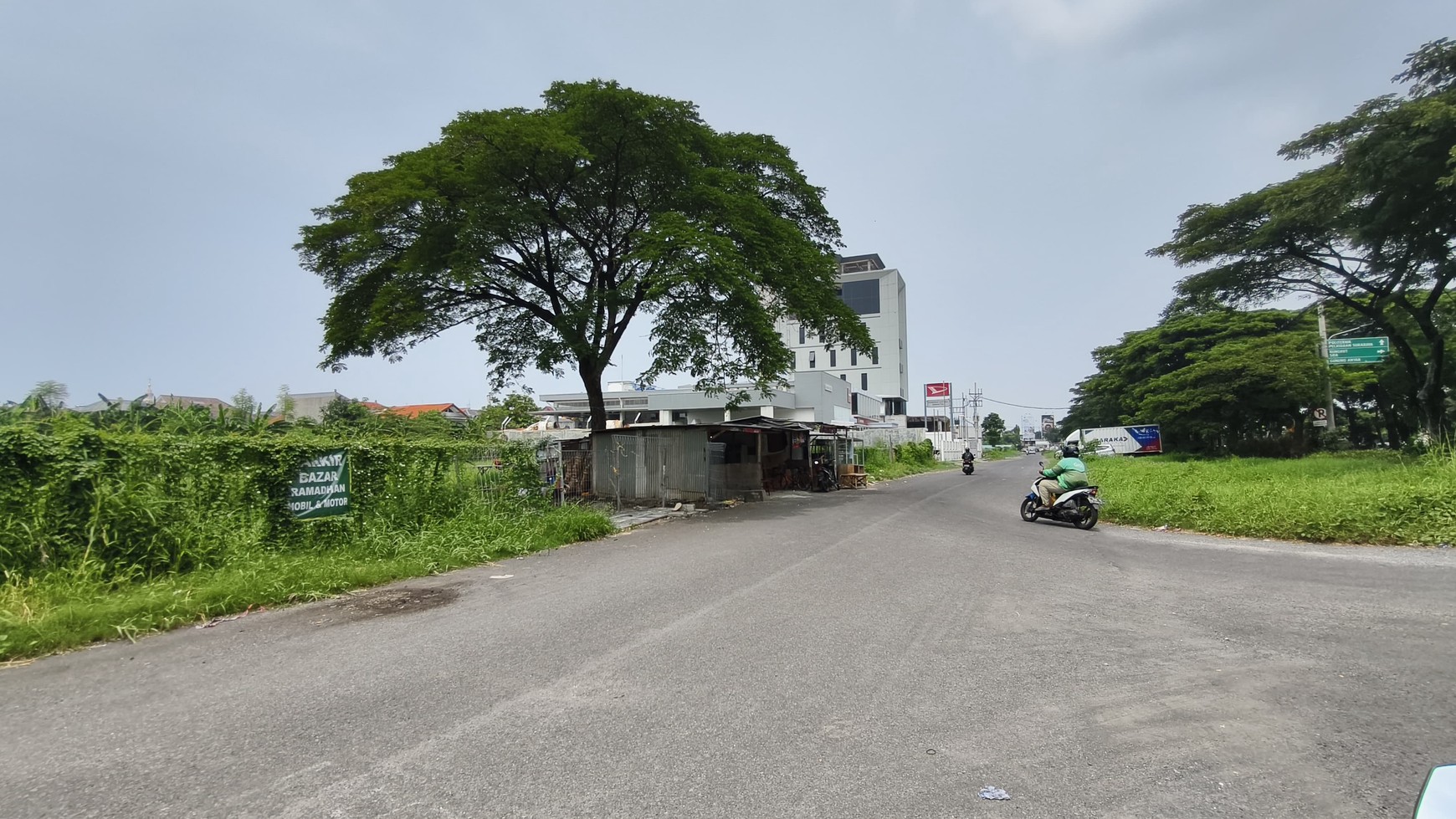 Tanah Komersial MERR Surabaya - Investasi Menguntungkan Lokasi Prime