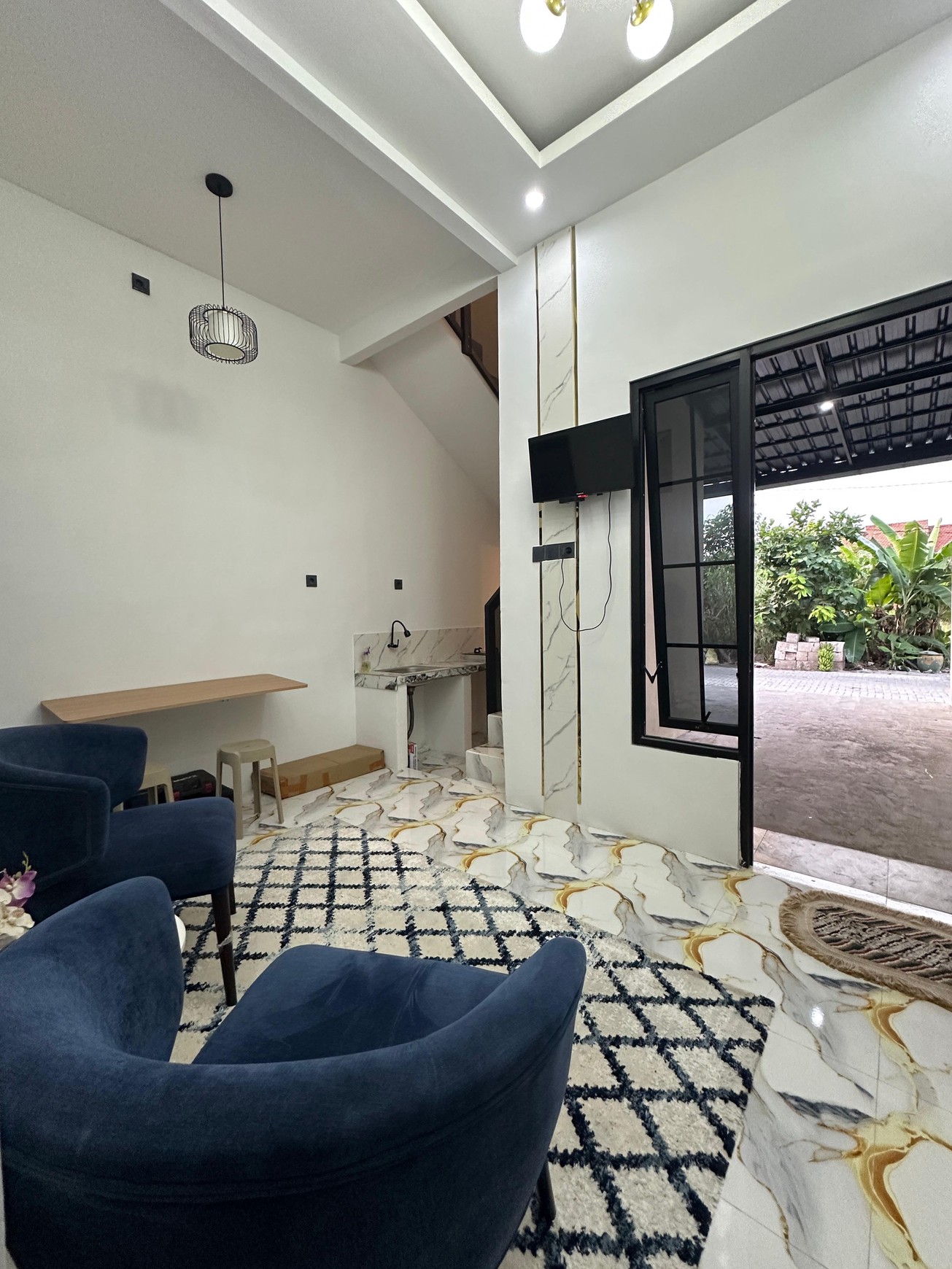 Rumah Hitung Tanah Area Cipete