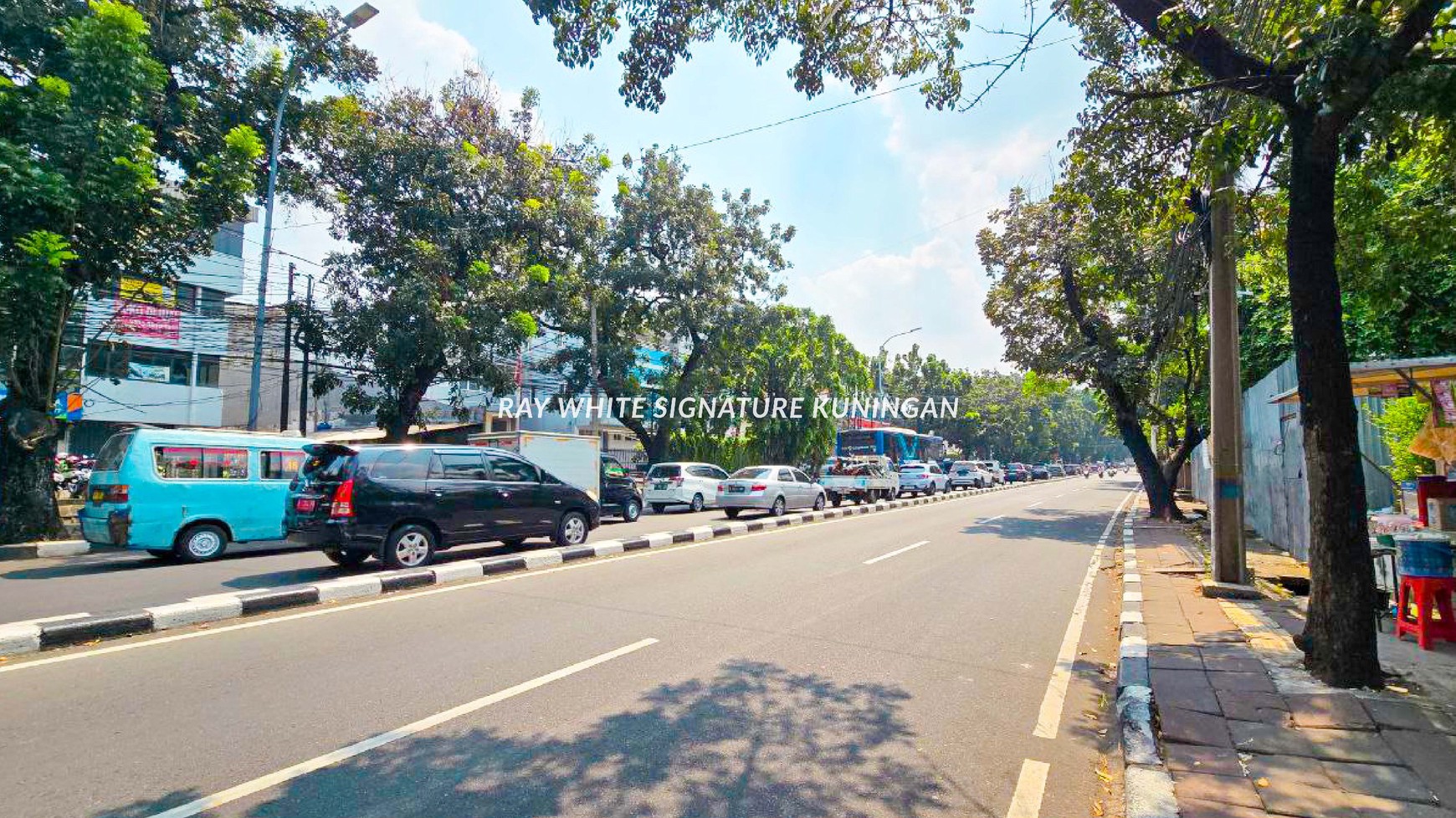 Rumah Hitung Tanah Area Cipete