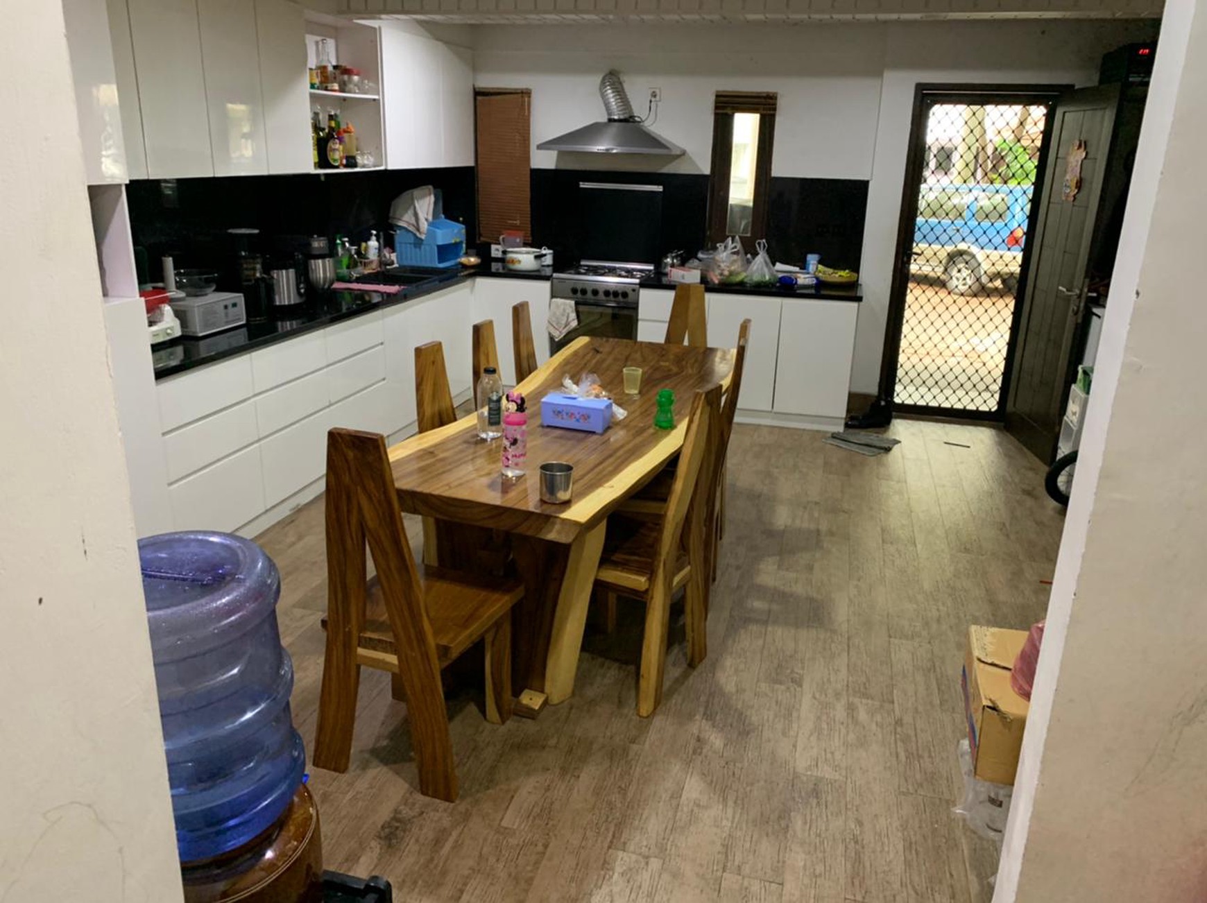 Rumah Townhouse di Pantai Mutiara