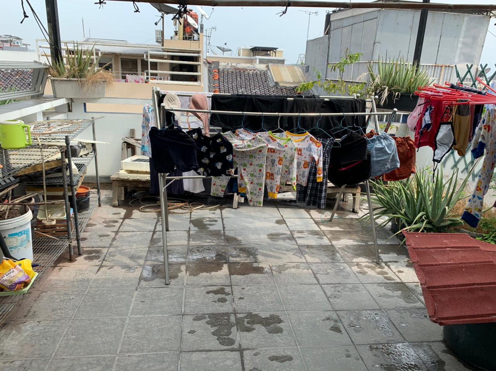 Rumah Townhouse di Pantai Mutiara